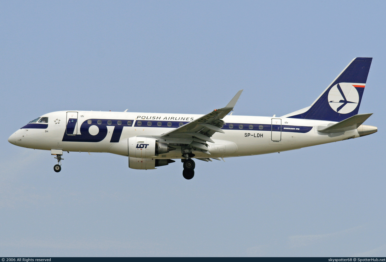 Photo of SP-LDH - Embraer ERJ-170LR operated by LOT Polish Airlines