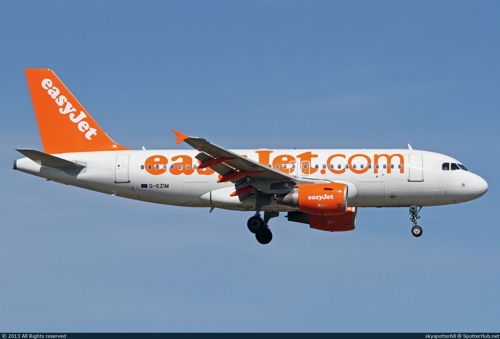 Photo of G-EZIM - Airbus A319-111 operated by easyJet