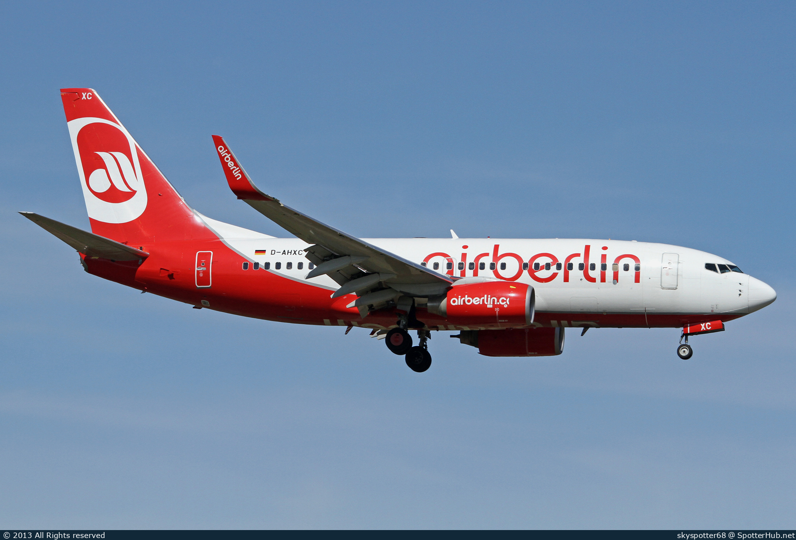 Photo of D-AHXC - Boeing 737-7K5 operated by Air Berlin (opb TUIfly)