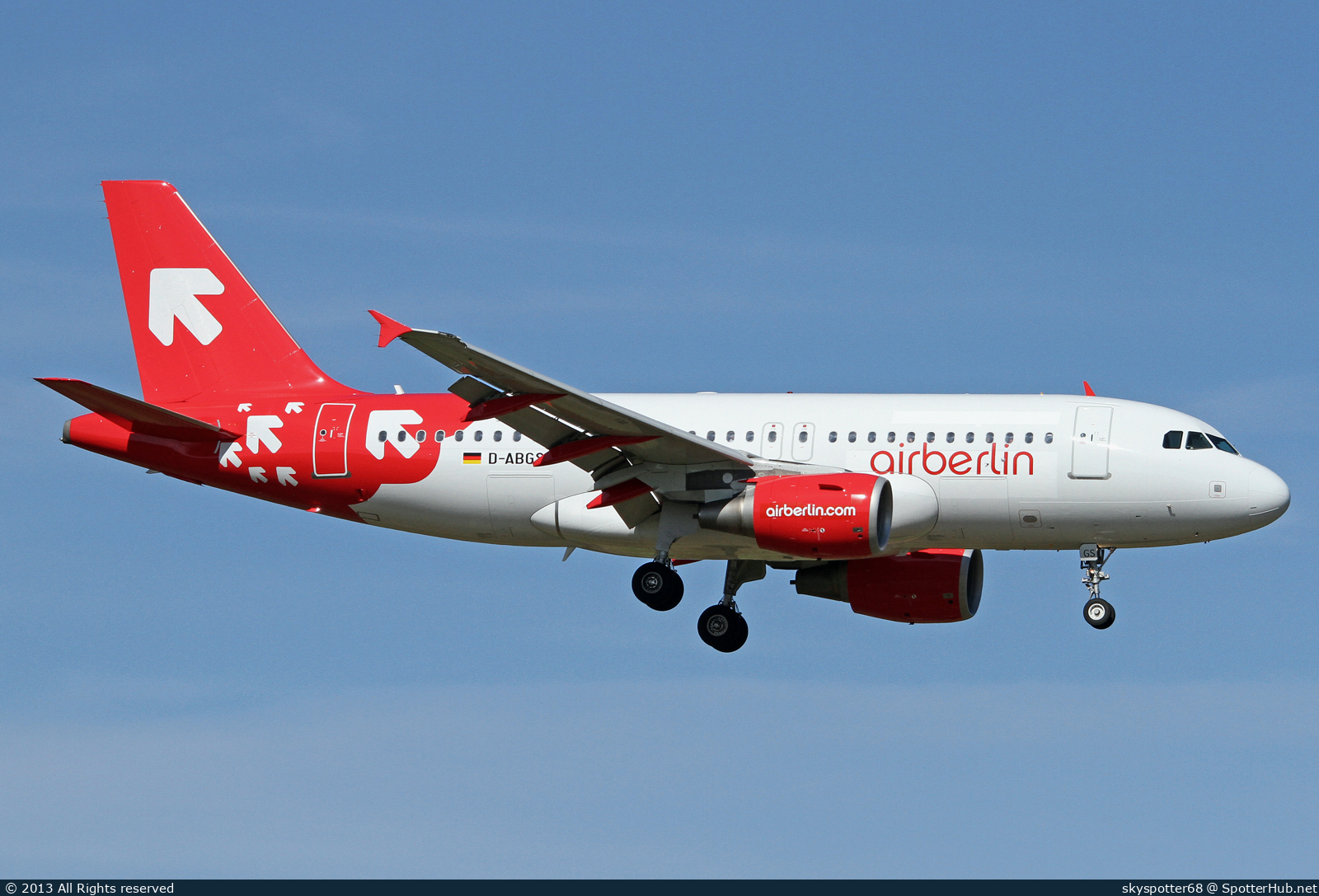 Photo of D-ABGS - Airbus A319-112 operated by Air Berlin