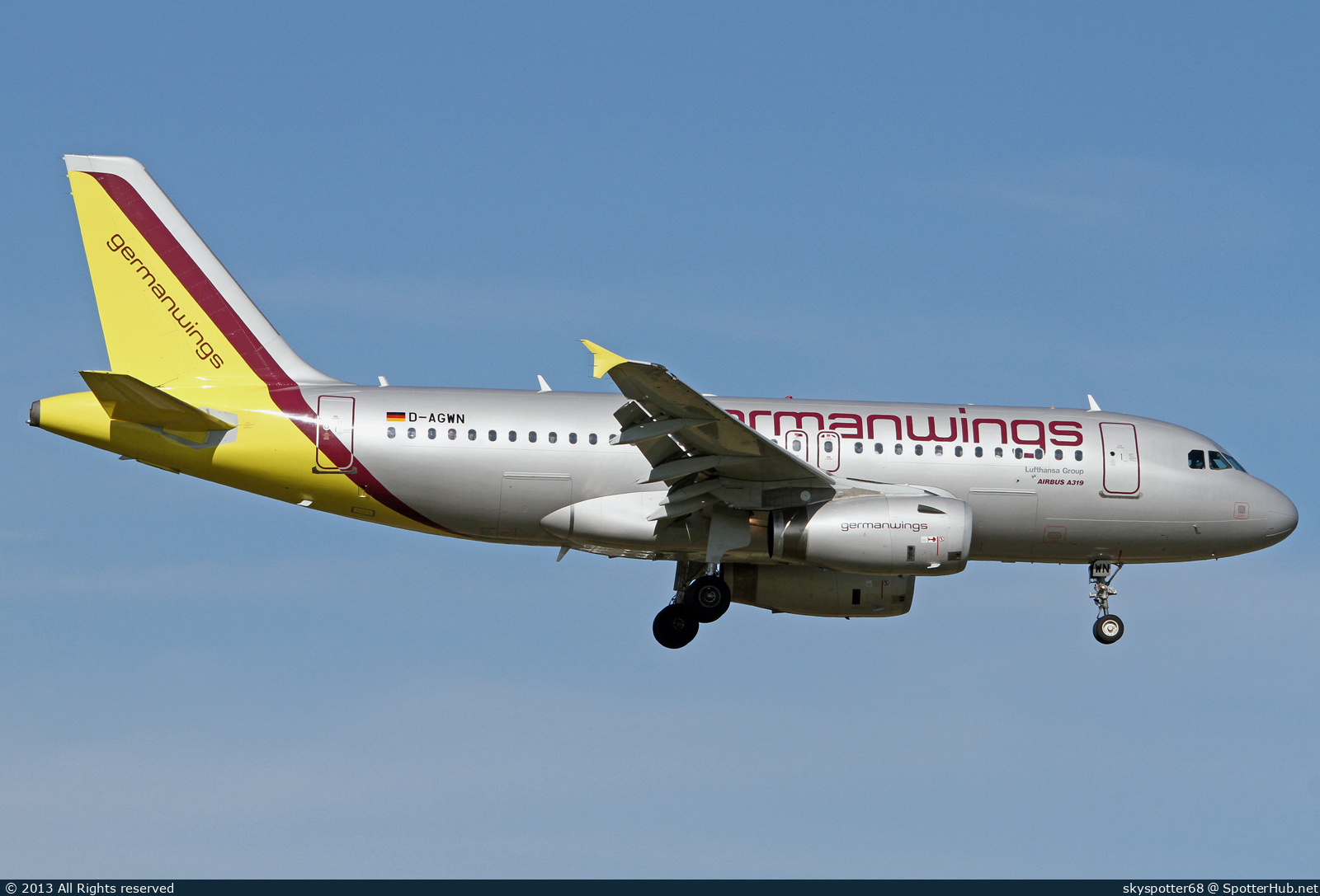 Photo of D-AGWN - Airbus A319-132 operated by Germanwings