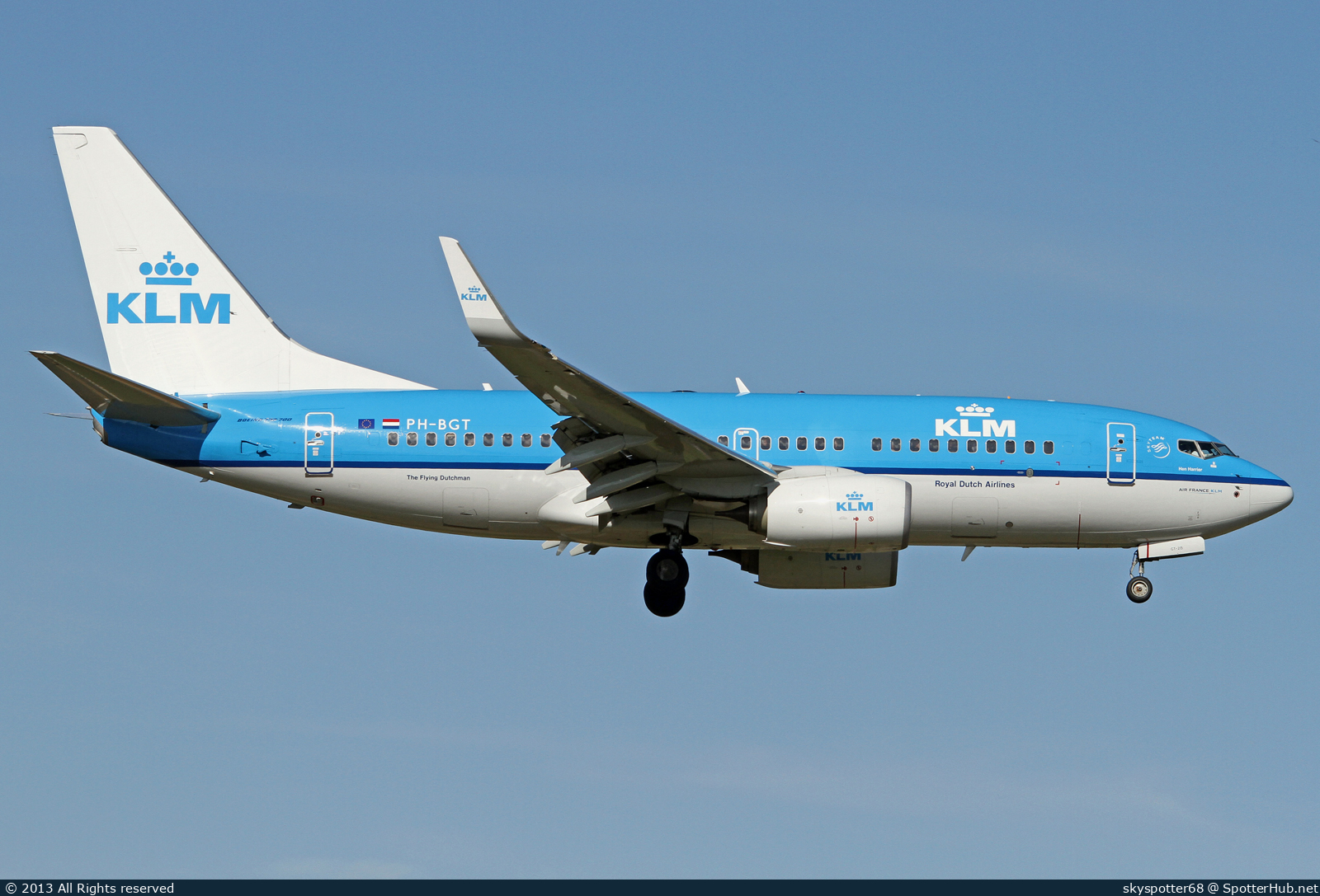 Photo of PH-BGT - Boeing 737-7K2 operated by KLM Royal Dutch Airlines