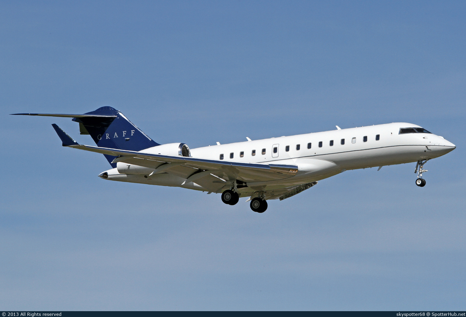 Photo of OY-ILG - Bombardier Global Express XRS operated by ExecuJet Scandinavia