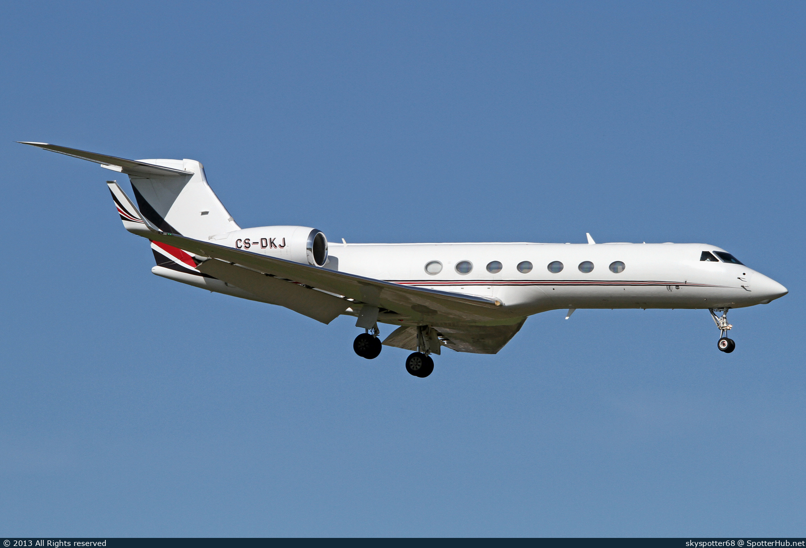 Photo of CS-DKJ - Gulfstream GV-SP (G550) operated by NetJets Europe