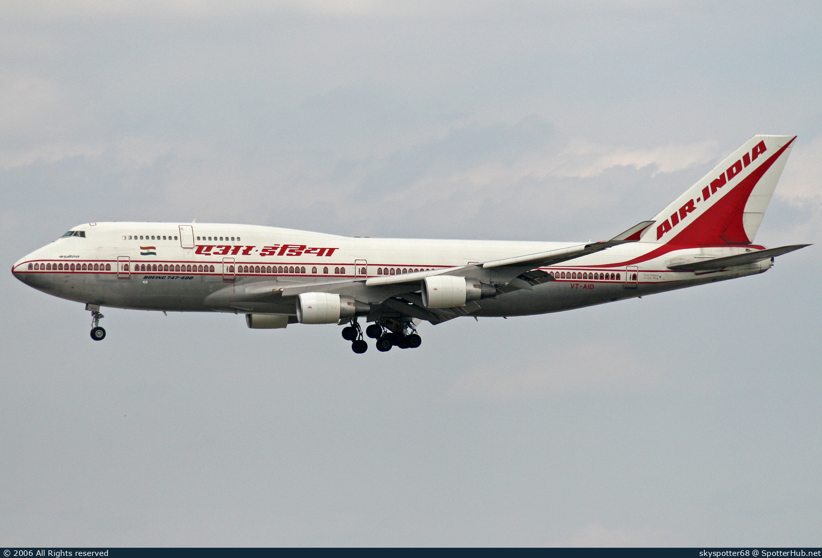 Photo of VT-AID - Boeing 747-4B5 operated by Air India