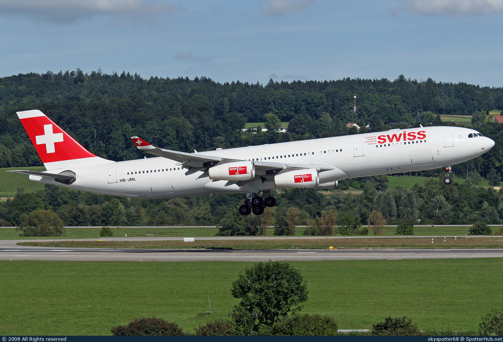 Photo of HB-JML - Airbus A340-313 operated by Swiss International Air Lines