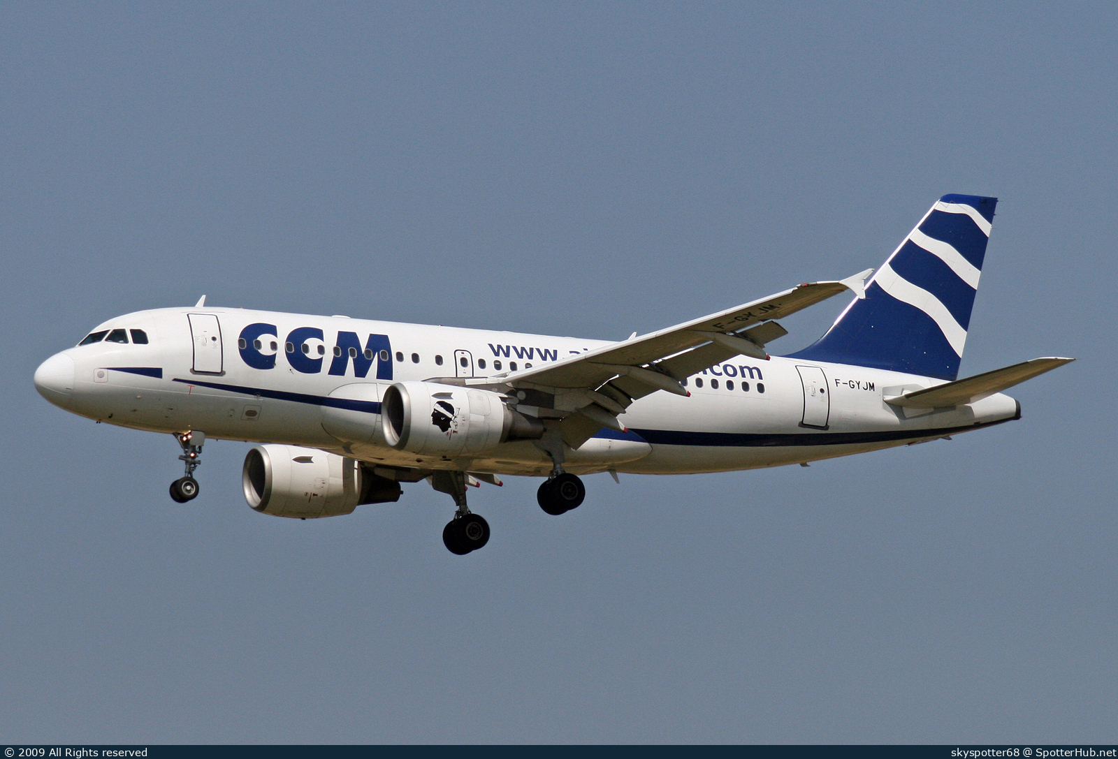 Photo of F-GYJM - Airbus A319-112 operated by CCM Airlines