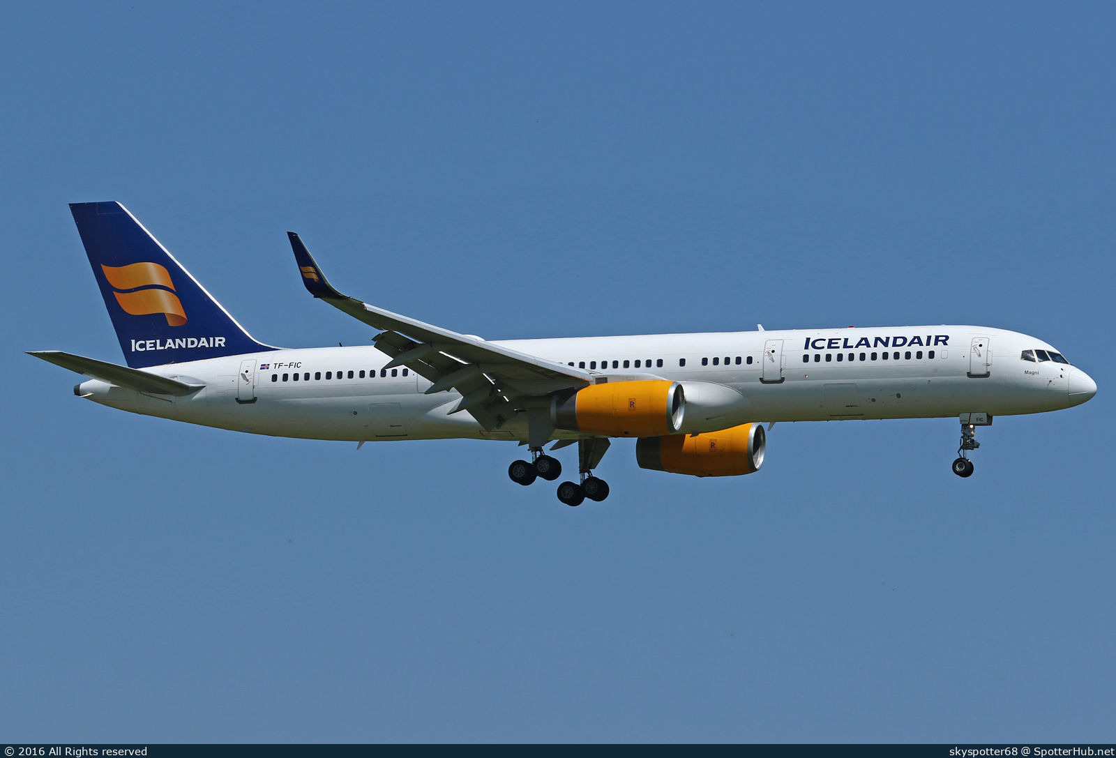 Photo of TF-FIC - Boeing 757-23N operated by Icelandair