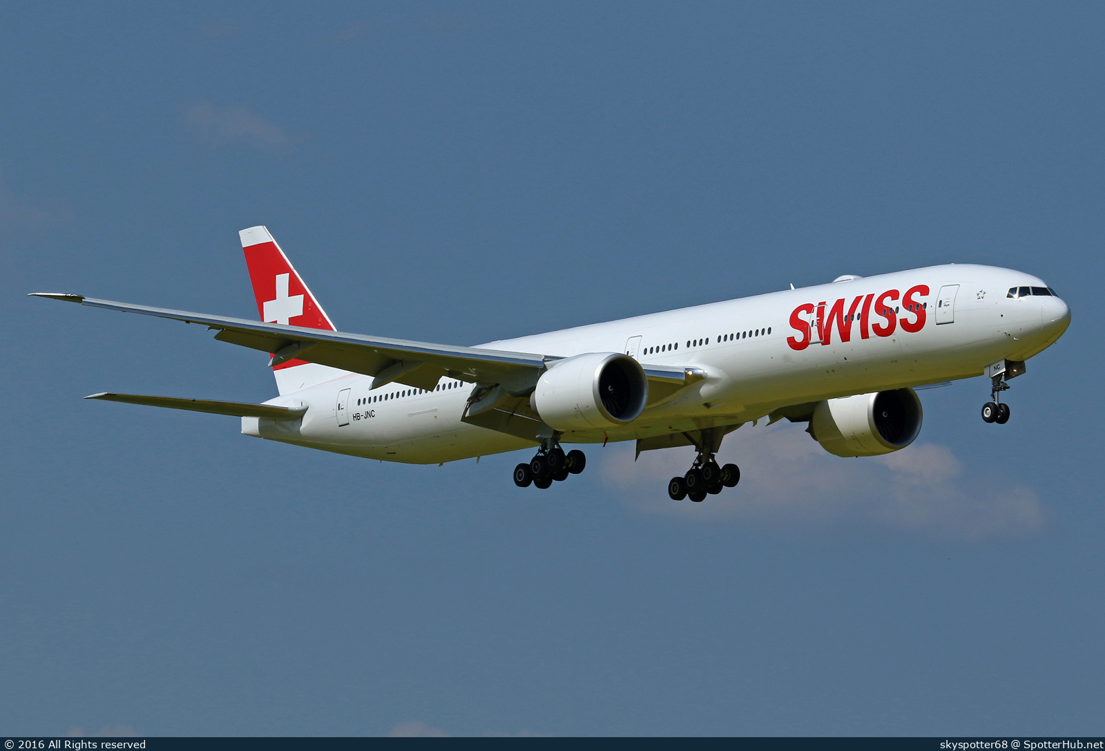 Photo of HB-JNC - Boeing 777-3DE(ER) operated by Swiss International Air Lines