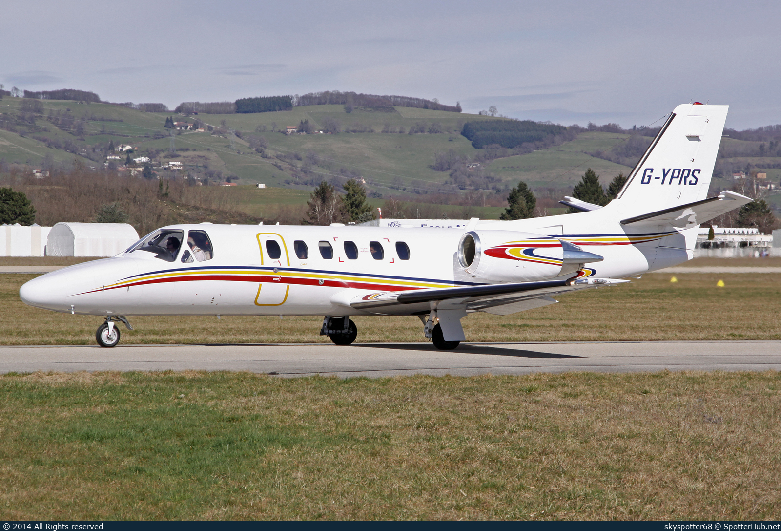 Photo of G-YPRS - Cessna 550B Citation Bravo operated by Executive Aviation Services