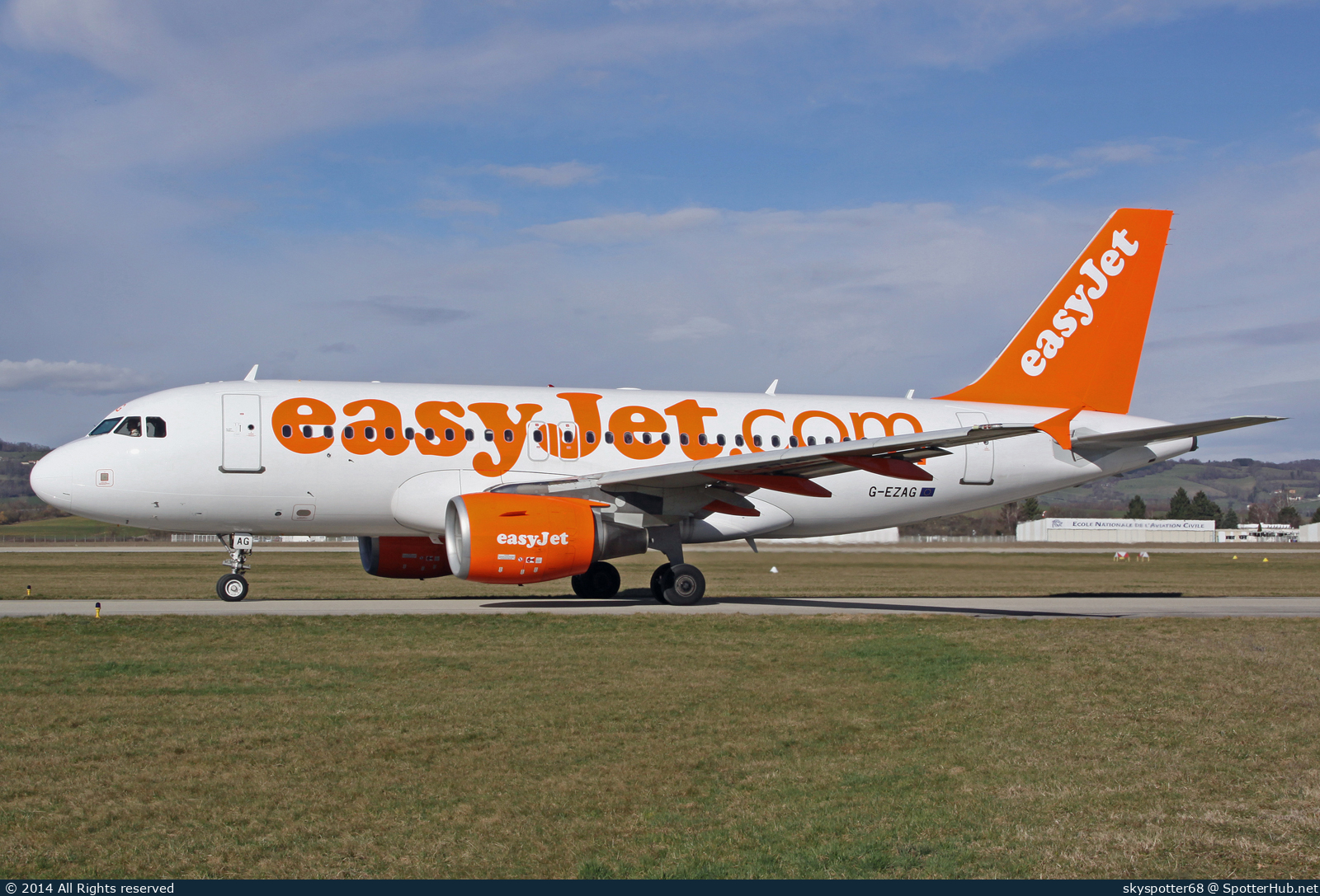 Photo of G-EZAG - Airbus A319-111 operated by easyJet
