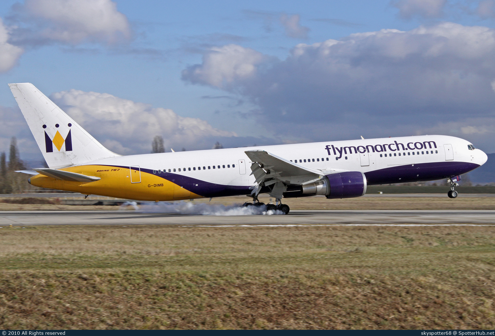 Photo of G-DIMB - Boeing 767-31K(ER) operated by Monarch Airlines