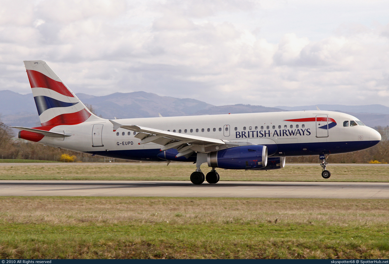 Photo of G-EUPD - Airbus A319-131 operated by British Airways