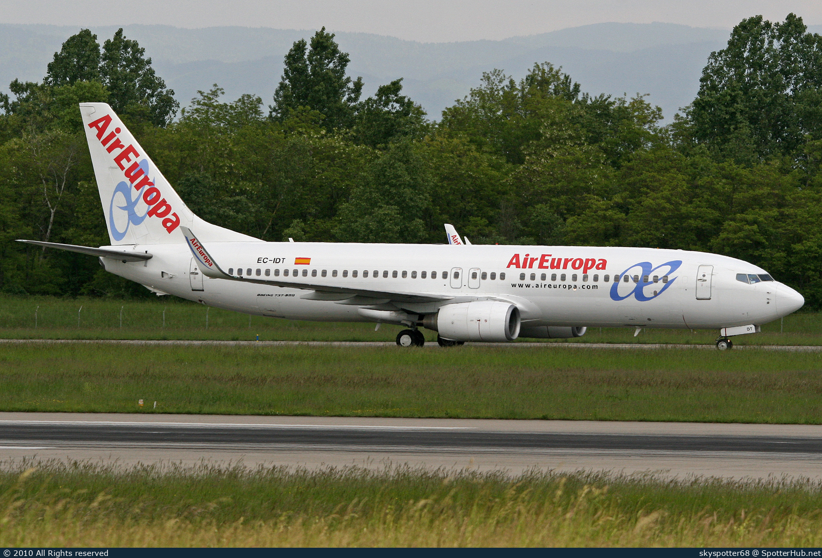 Photo of EC-IDT - Boeing 737-86Q operated by Air Europa