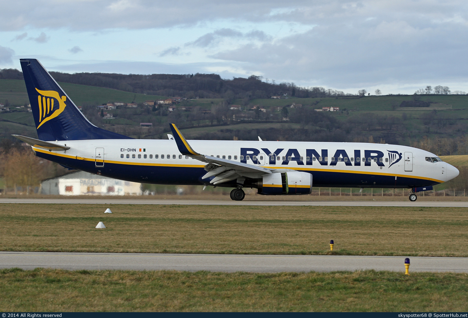 Photo of EI-DHN - Boeing 737-8AS operated by Ryanair