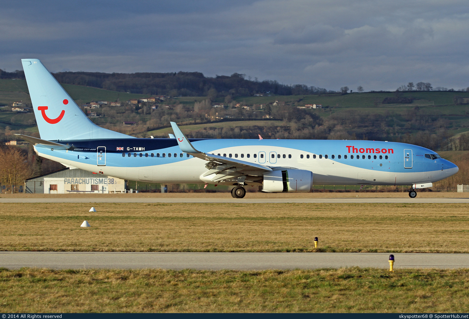 Photo of G-TAWH - Boeing 737-8K5 operated by Thomson Airways