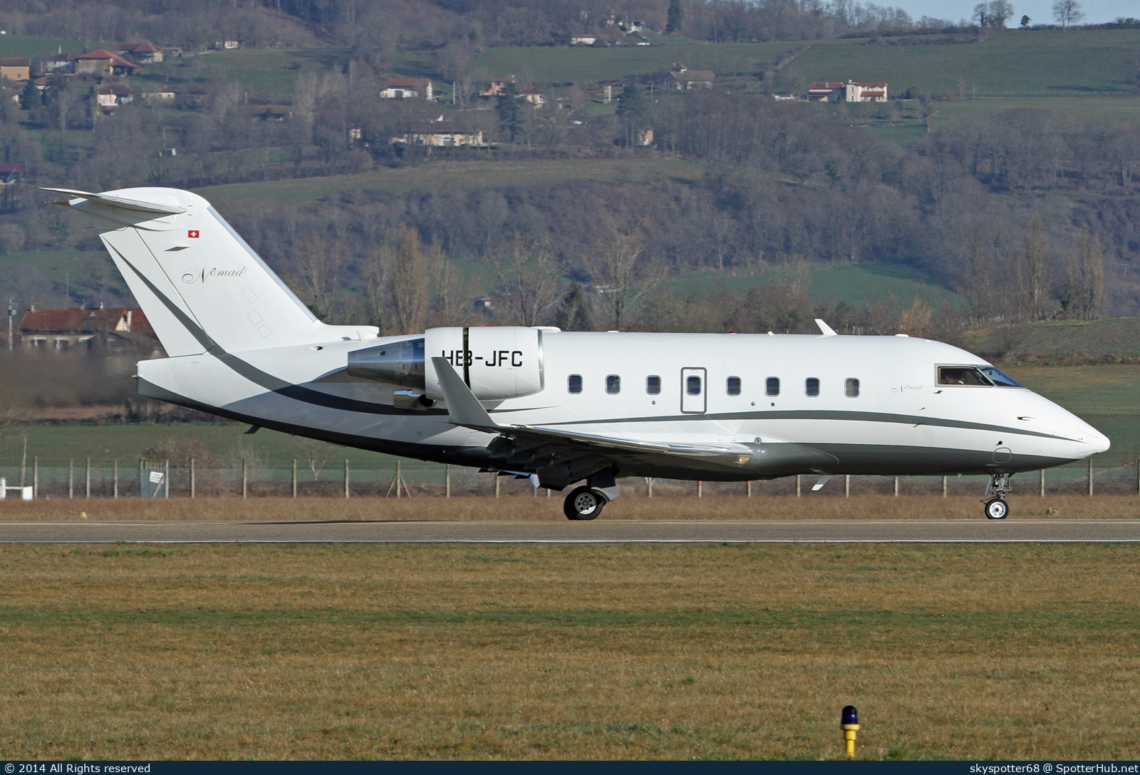 Photo of HB-JFC - Bombardier Challenger 604 operated by Nomad Aviation