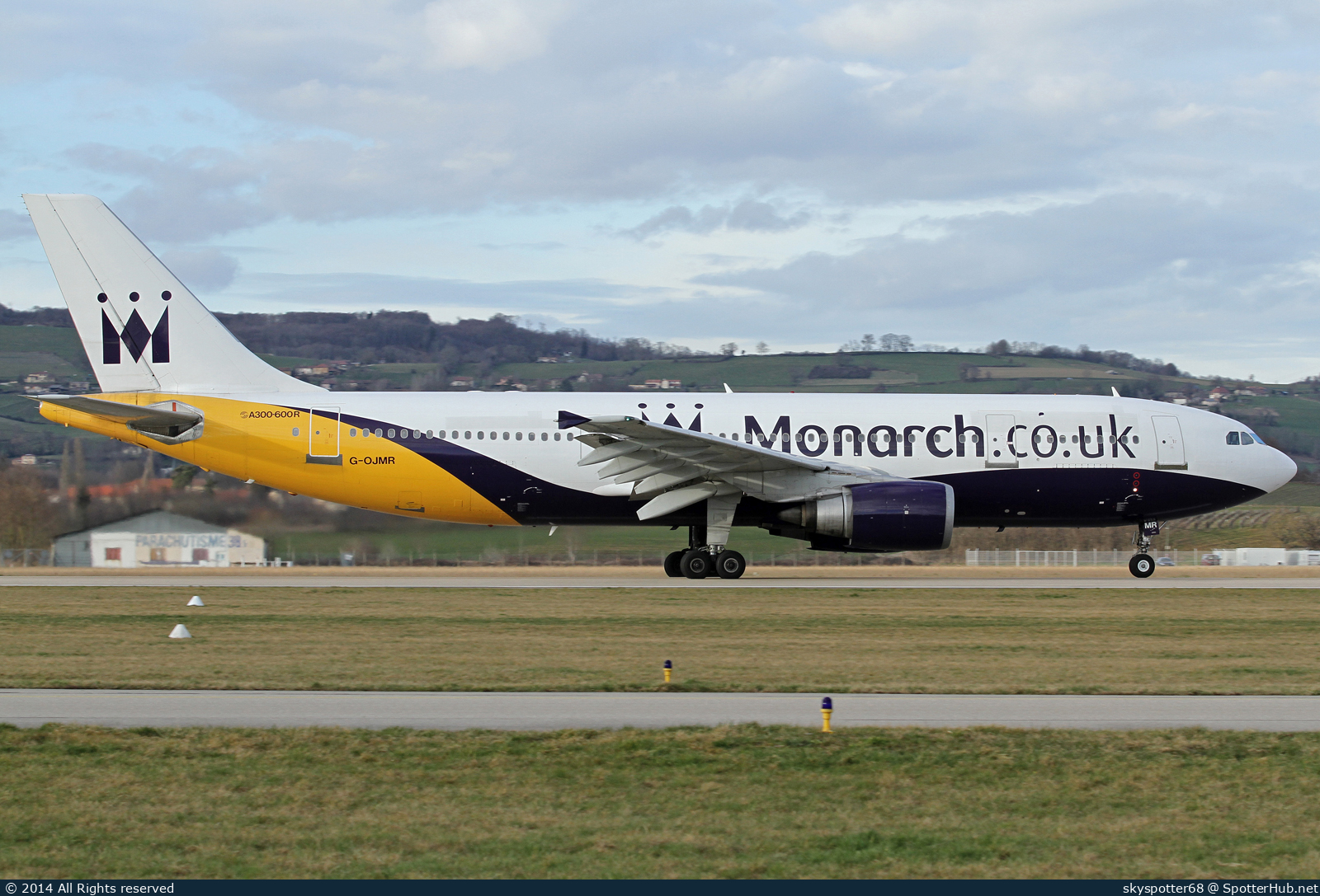 Photo of G-OJMR - Airbus A300B4-605R operated by Monarch Airlines