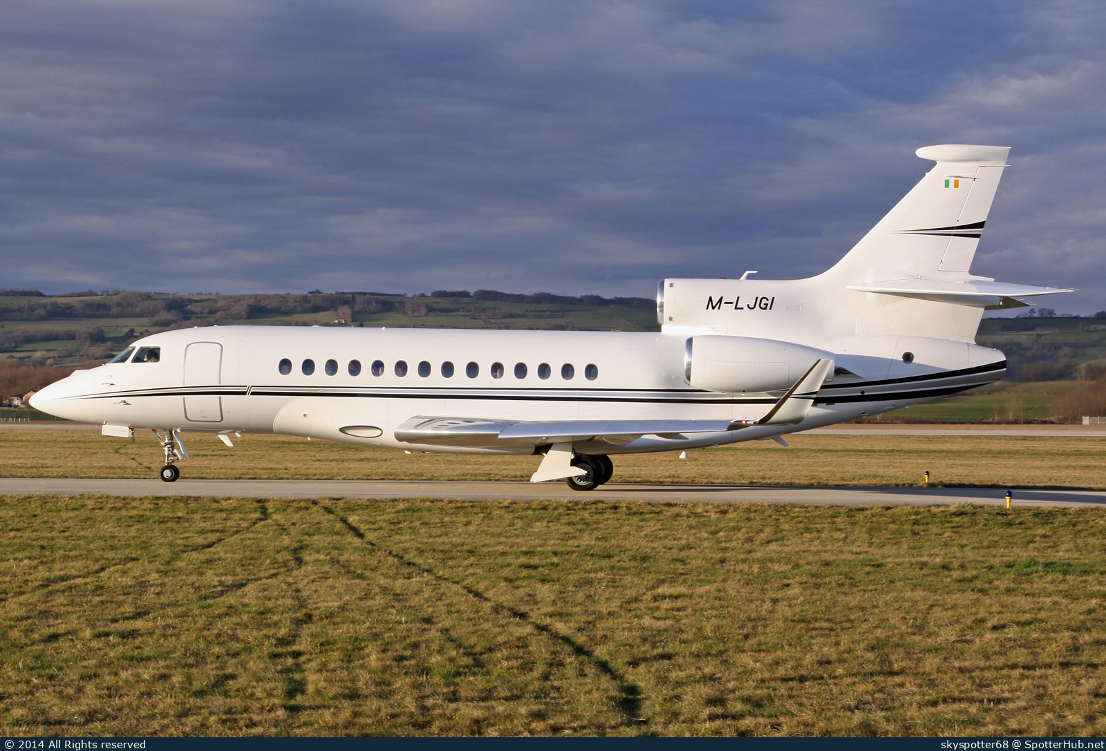 Photo of M-LJGI - Dassault Falcon 7X operated by Private