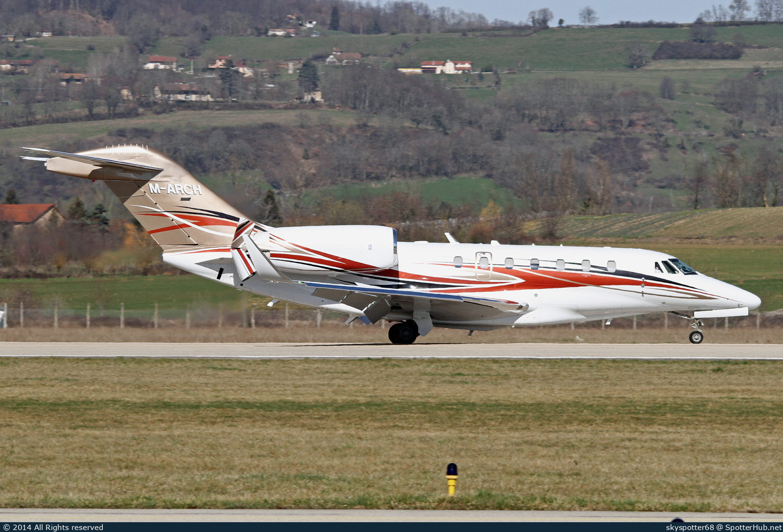Photo of M-ARCH - Cessna 750 Citation X operated by Sundt Air Management