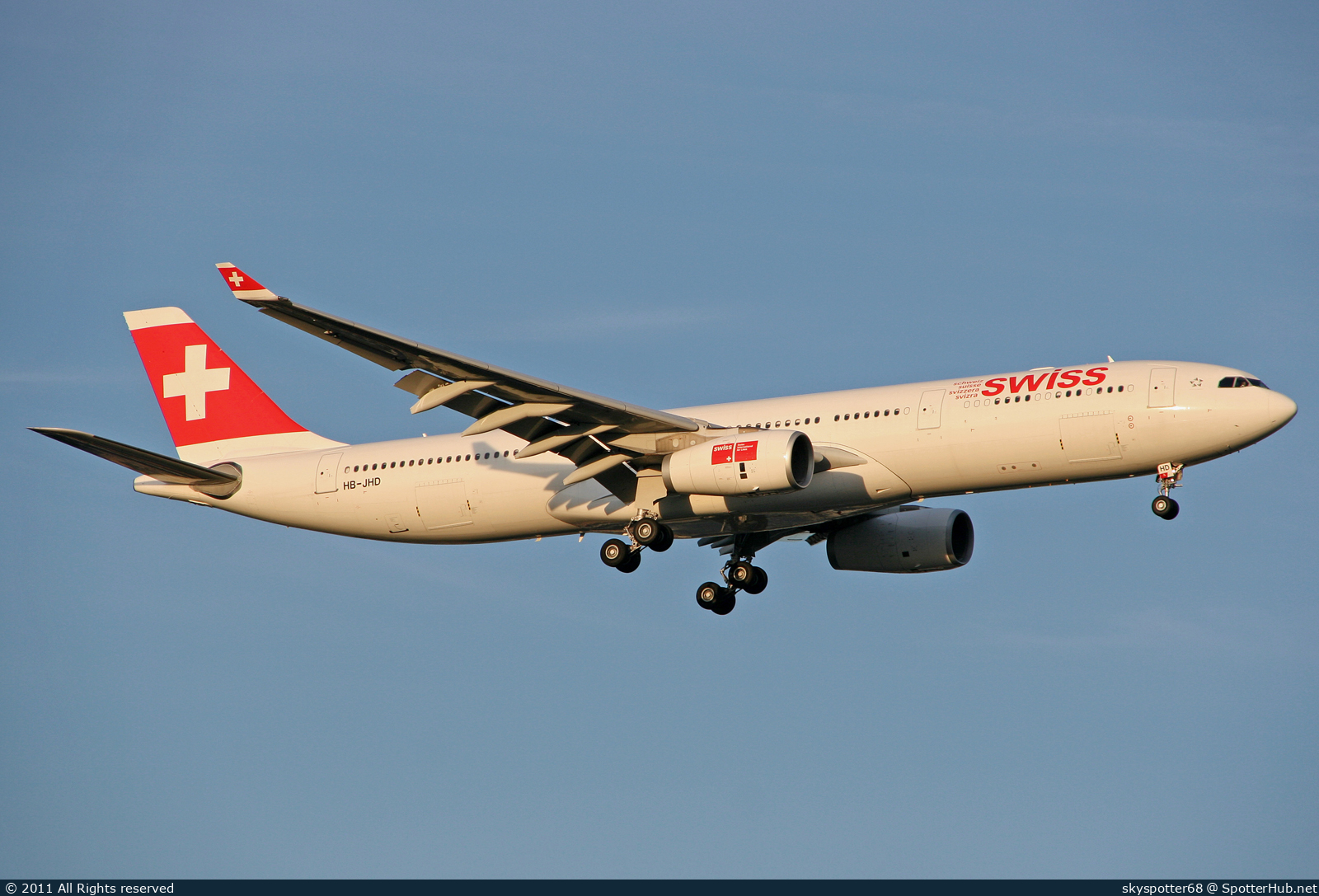 Photo of HB-JHD - Airbus A330-343 operated by Swiss International Air Lines