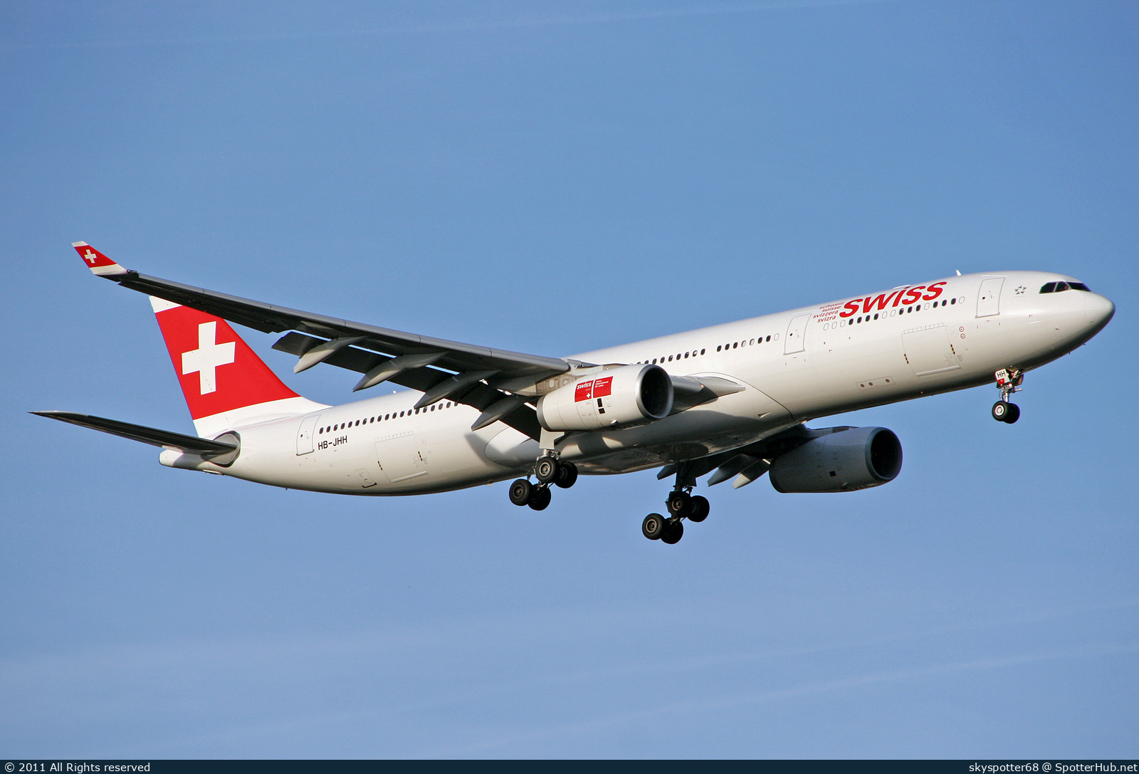 Photo of HB-JHH - Airbus A330-343 operated by Swiss International Air Lines