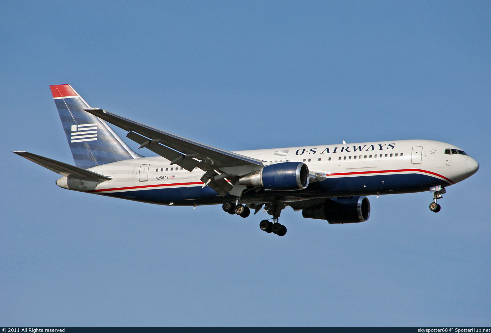Photo of N256AY - Boeing 767-2B7(ER) operated by US Airways