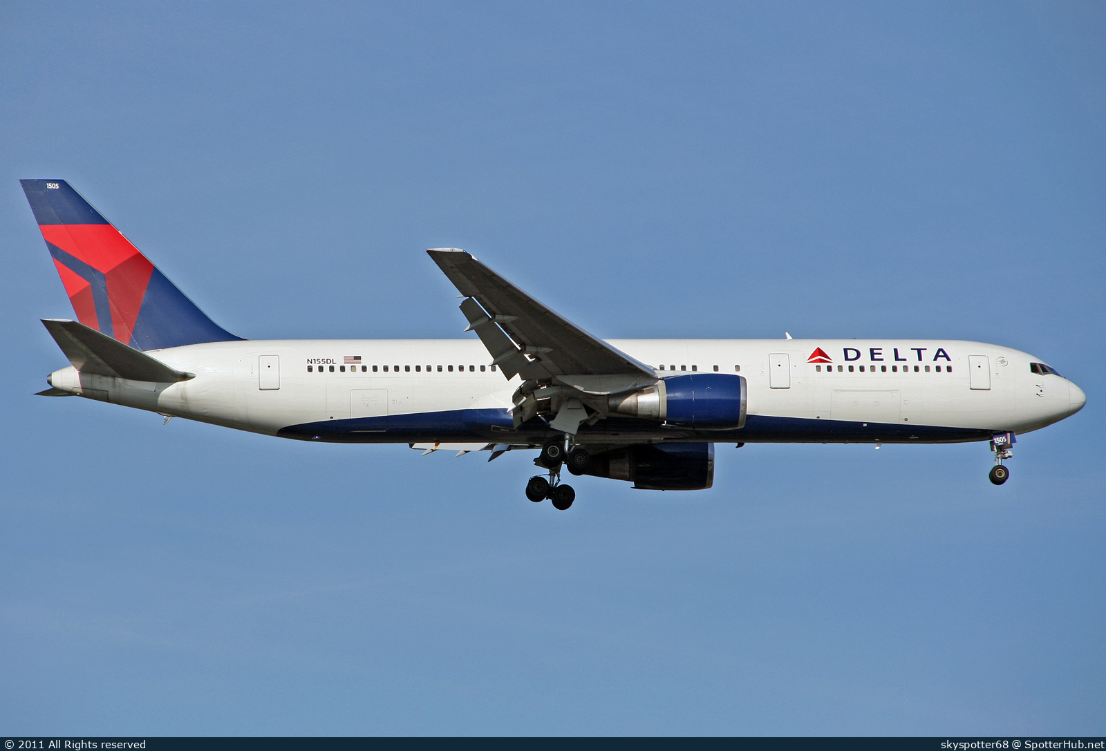 Photo of N155DL - Boeing 767-3P6(ER) operated by Delta Air Lines