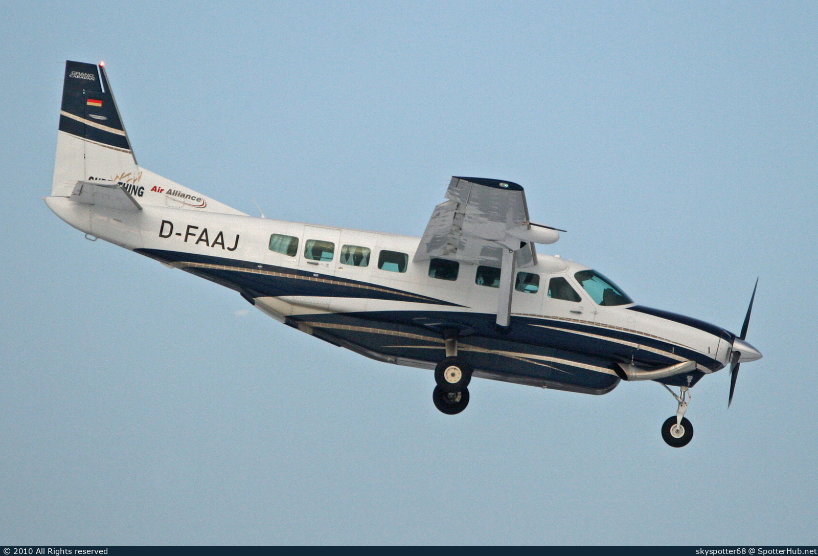 Photo of D-FAAJ - Cessna 208B Grand Caravan operated by Air Alliance Express