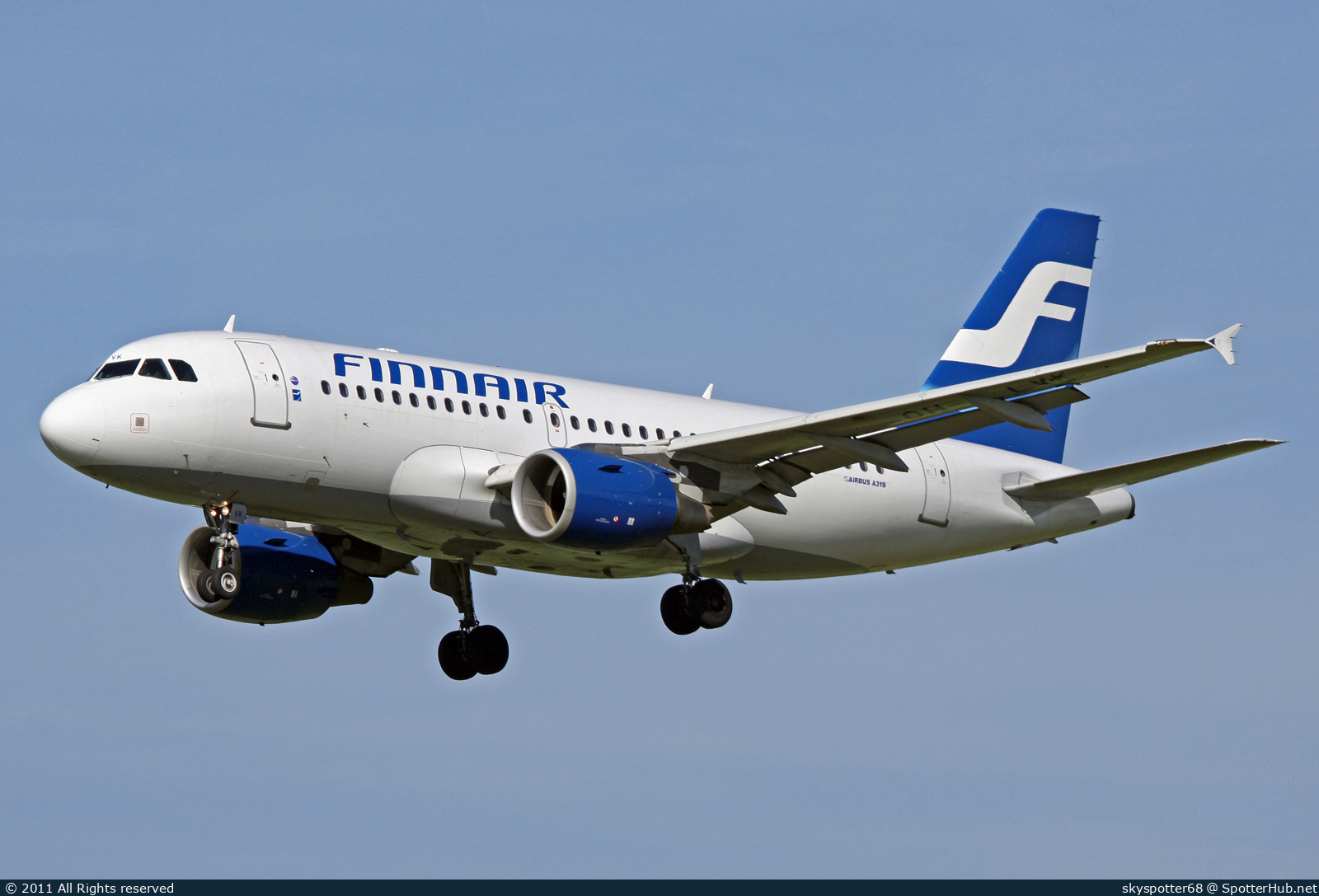 Photo of OH-LVK - Airbus A319-112 operated by Finnair