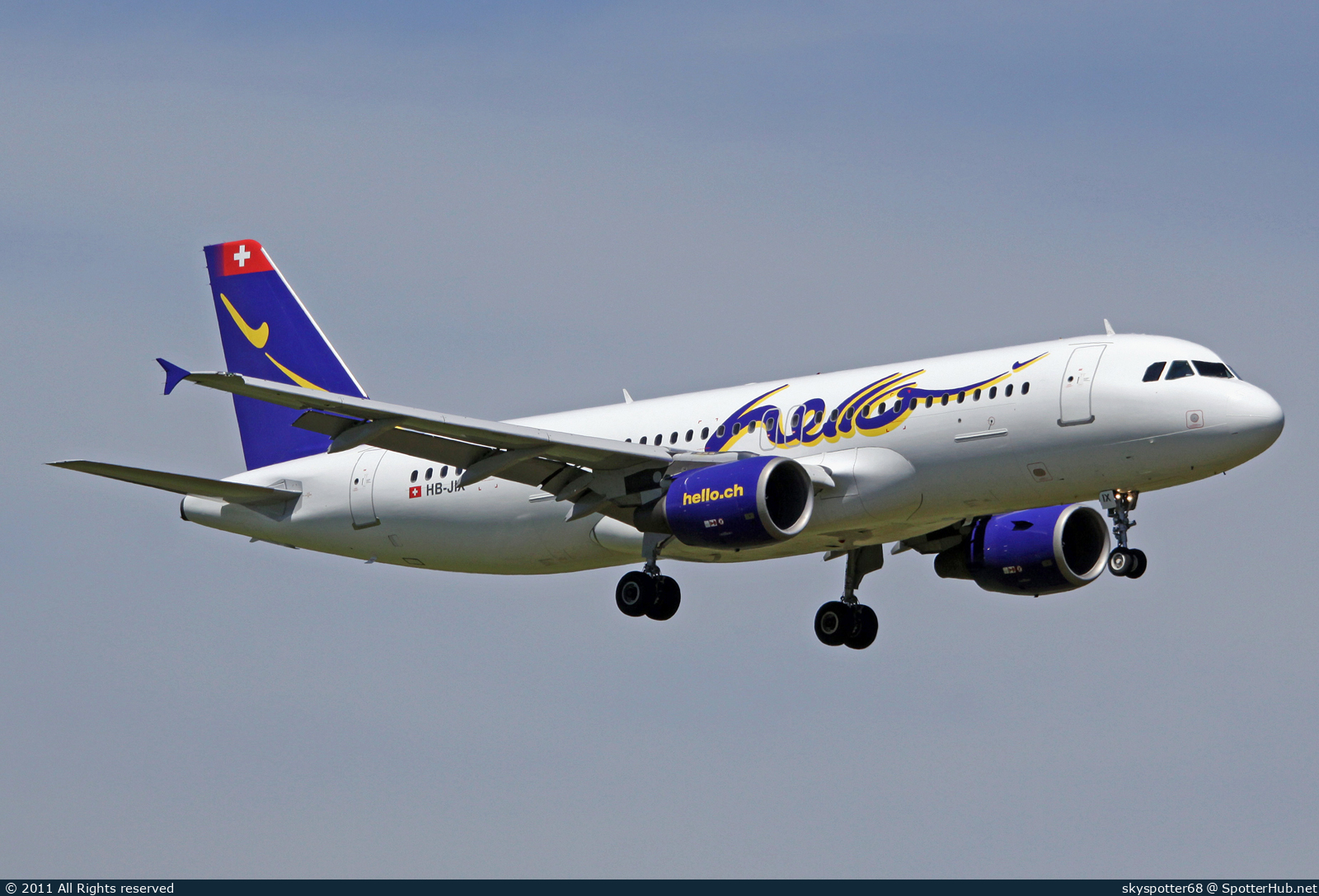 Photo of HB-JIX - Airbus A320-214 operated by Hello