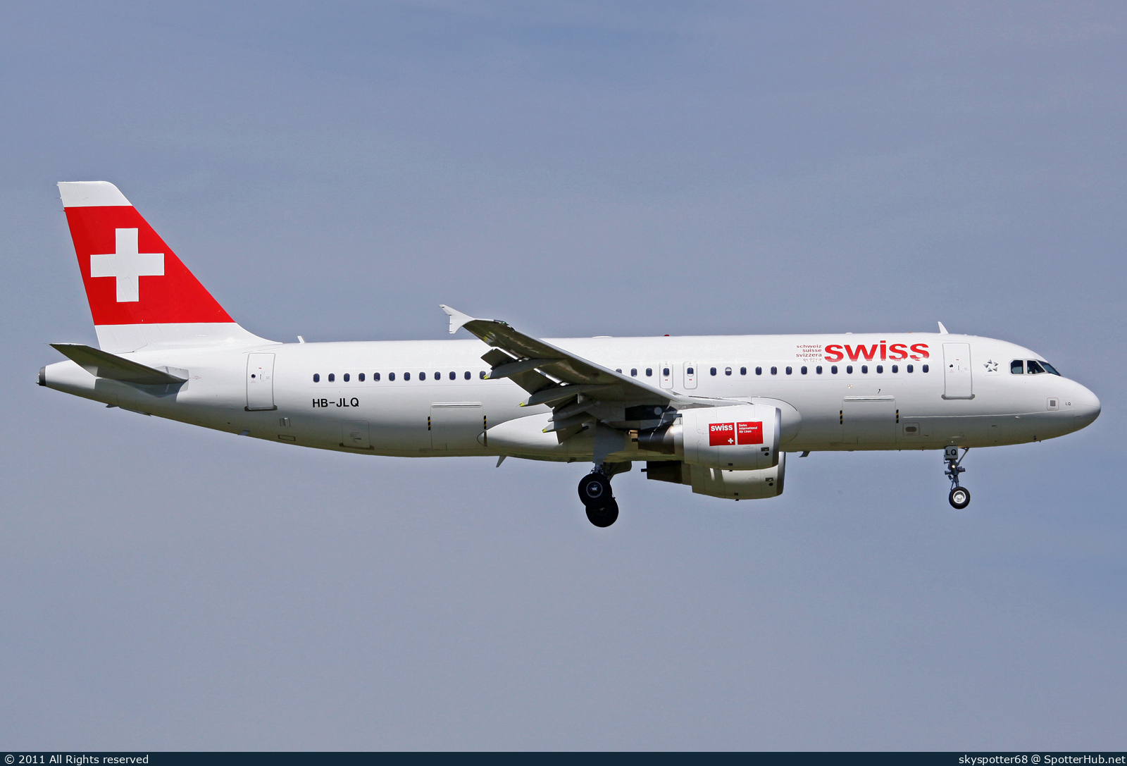 Photo of HB-JLQ - Airbus A320-214 operated by Swiss International Air Lines