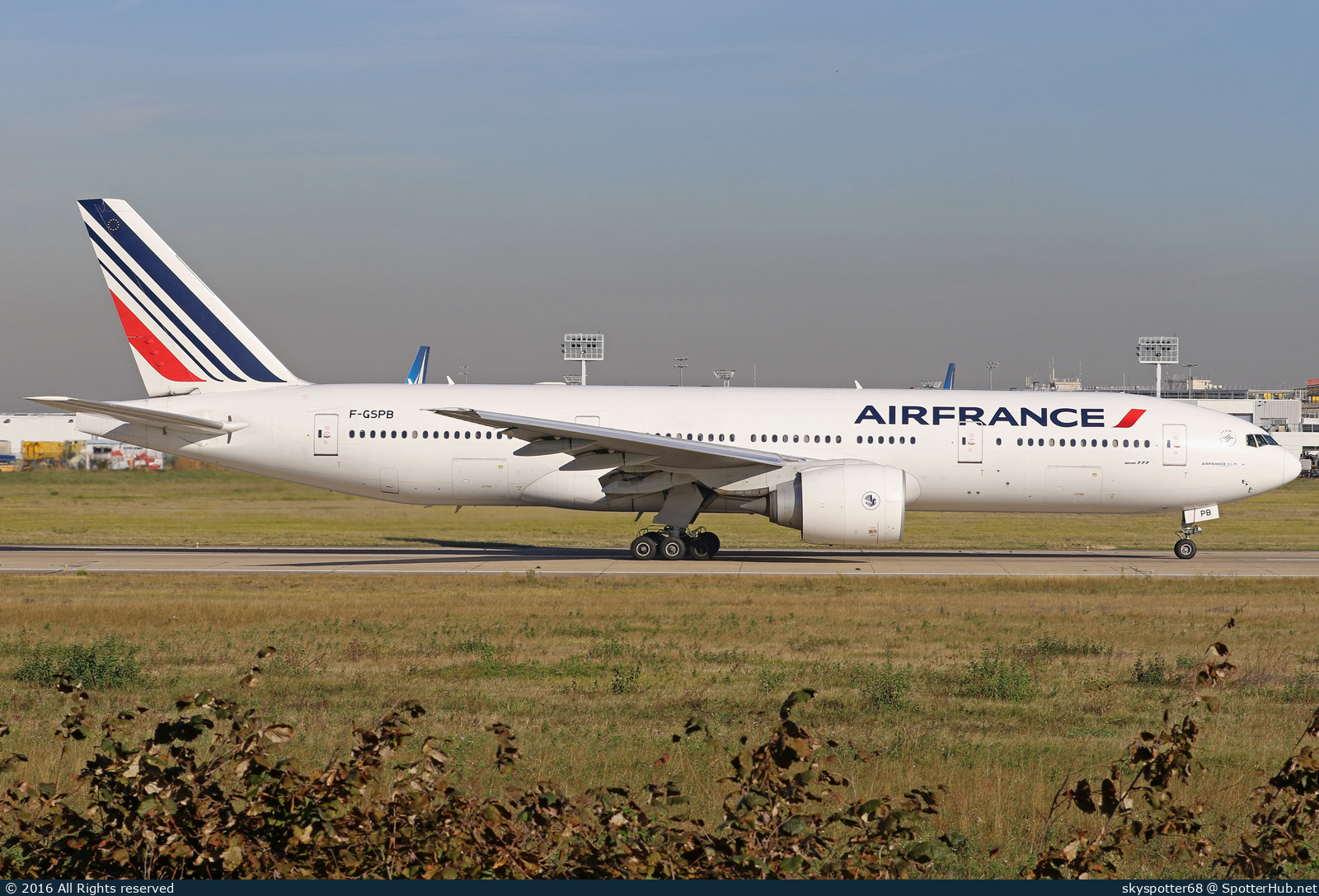 Photo of F-GSPB - Boeing 777-228(ER) operated by Air France