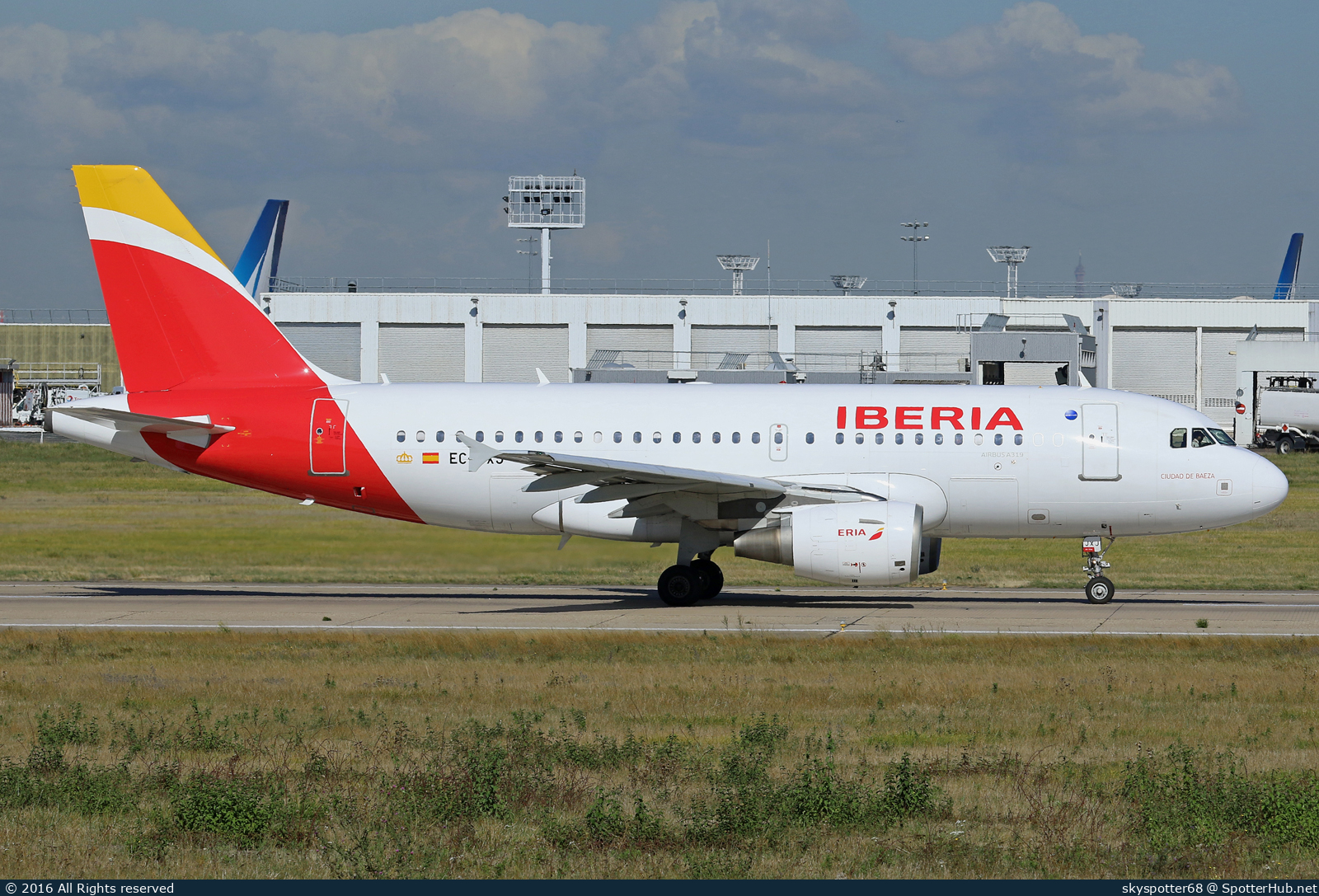 Photo of EC-JXJ - Airbus A319-111 operated by Iberia