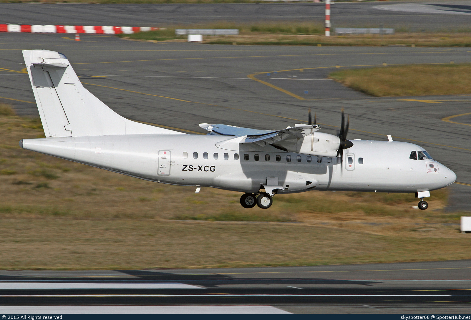 Photo of ZS-XCG - ATR 42-500 operated by Solenta Aviation