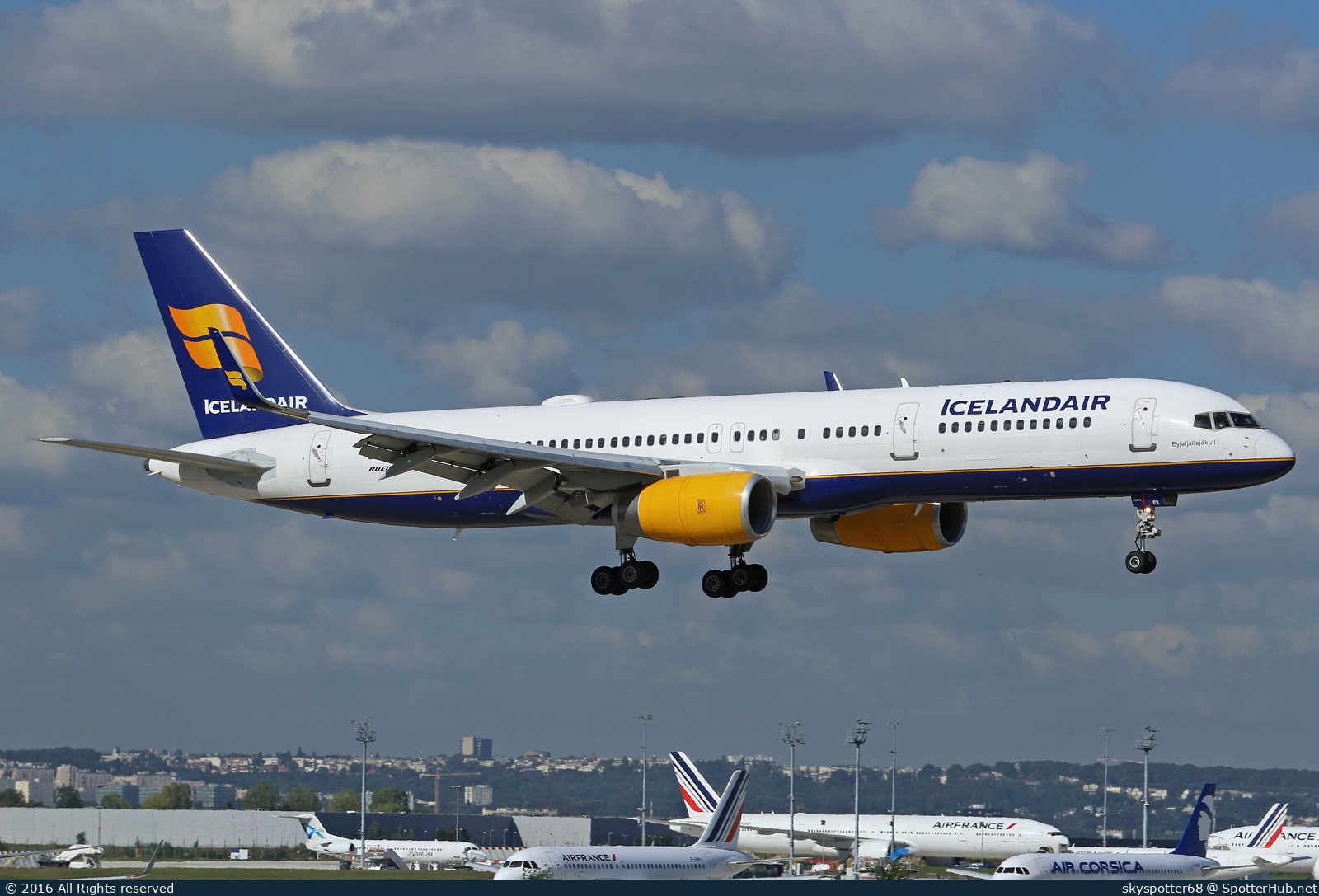 Photo of TF-FII - Boeing 757-208 operated by Icelandair