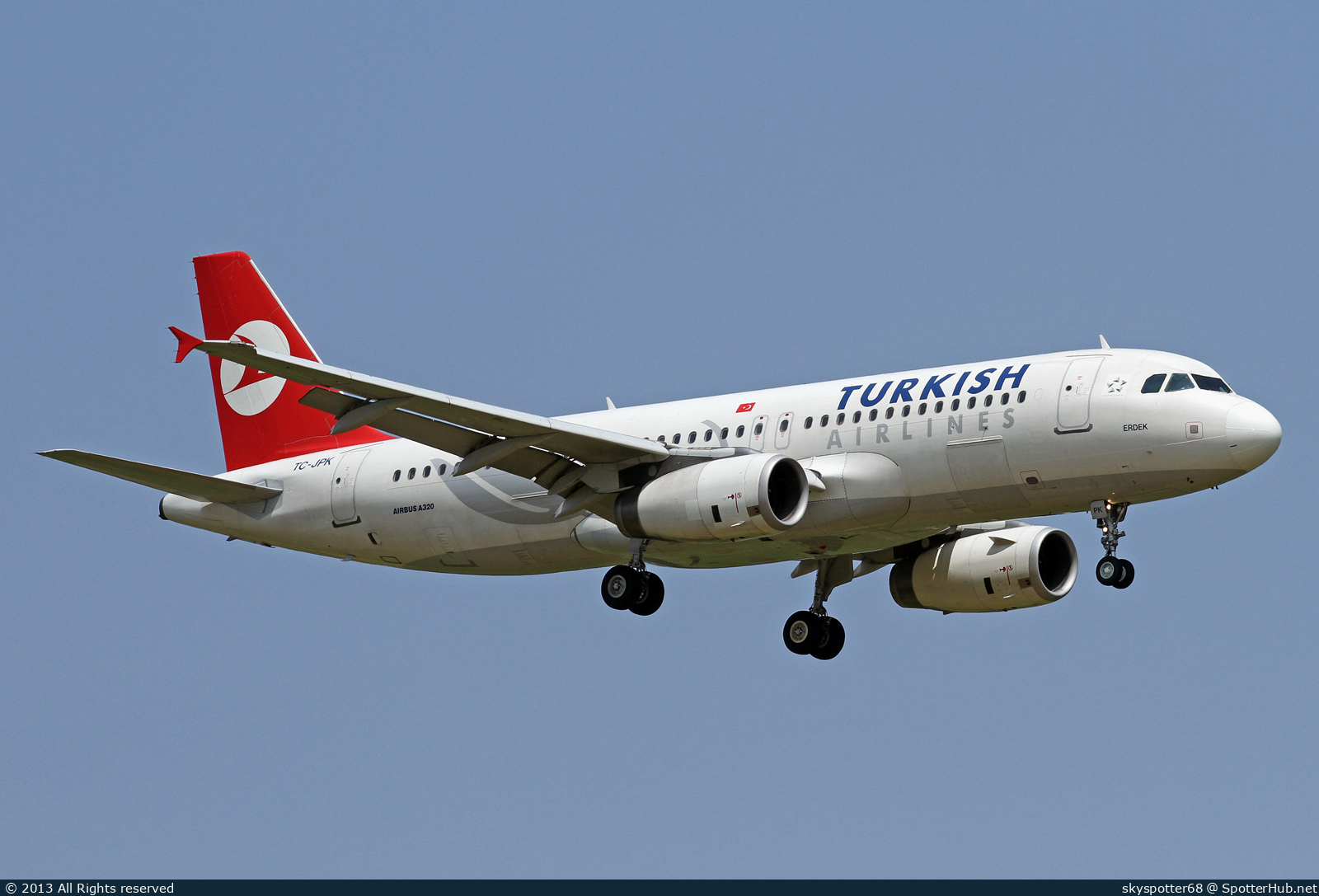 Photo of TC-JPK - Airbus A320-232 operated by Turkish Airlines