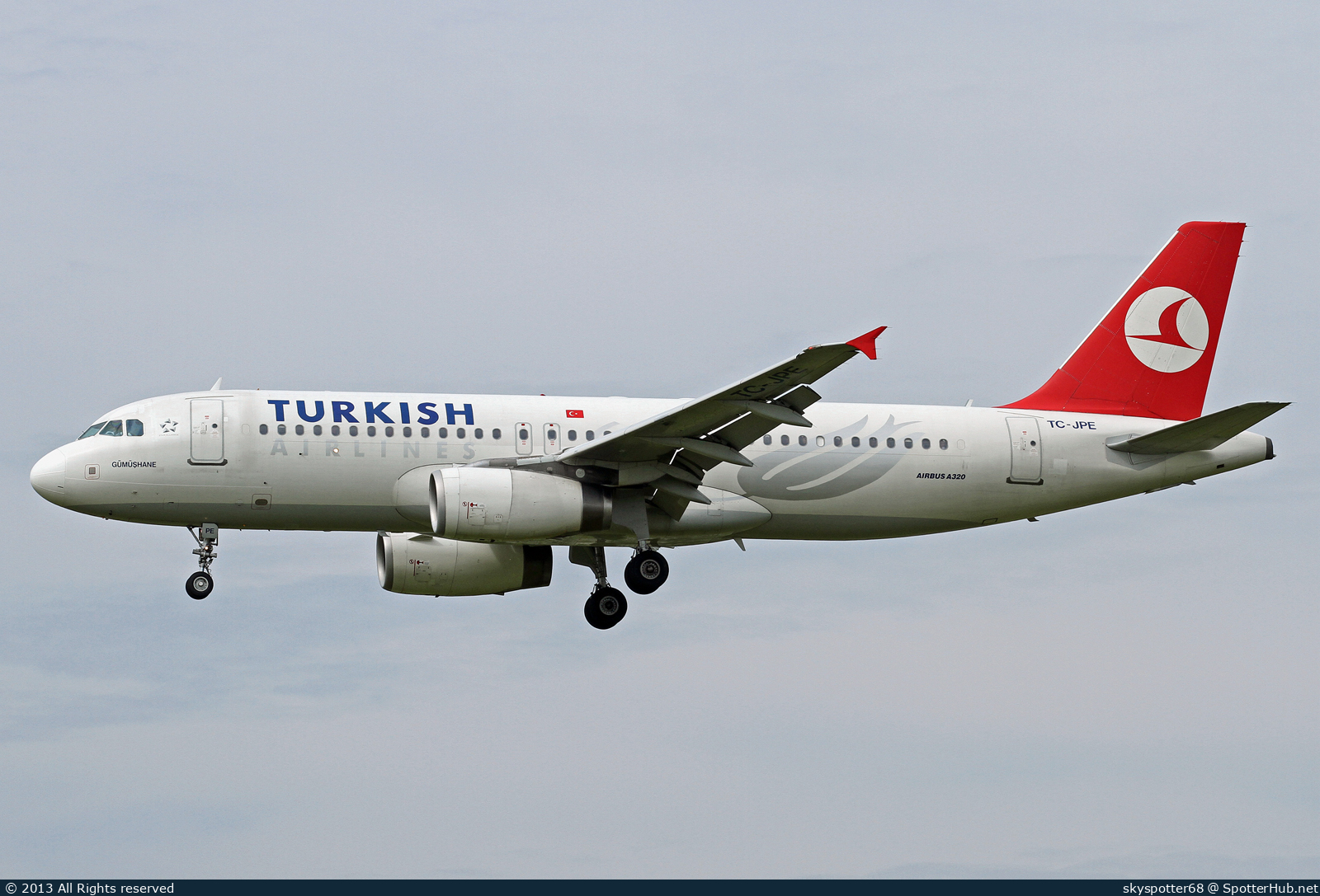 Photo of TC-JPE - Airbus A320-232 operated by Turkish Airlines