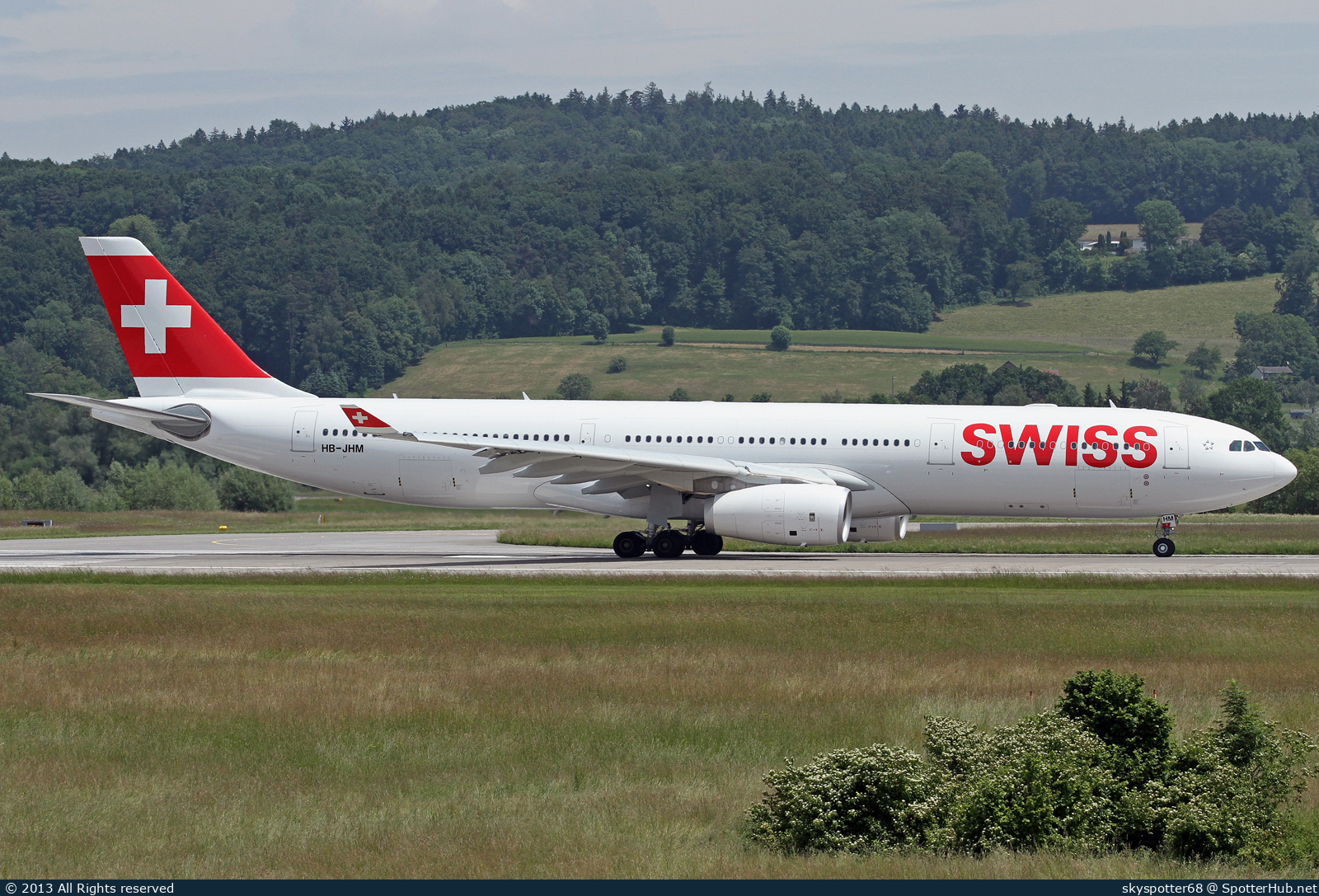 Photo of HB-JHM - Airbus A330-343 operated by Swiss International Air Lines
