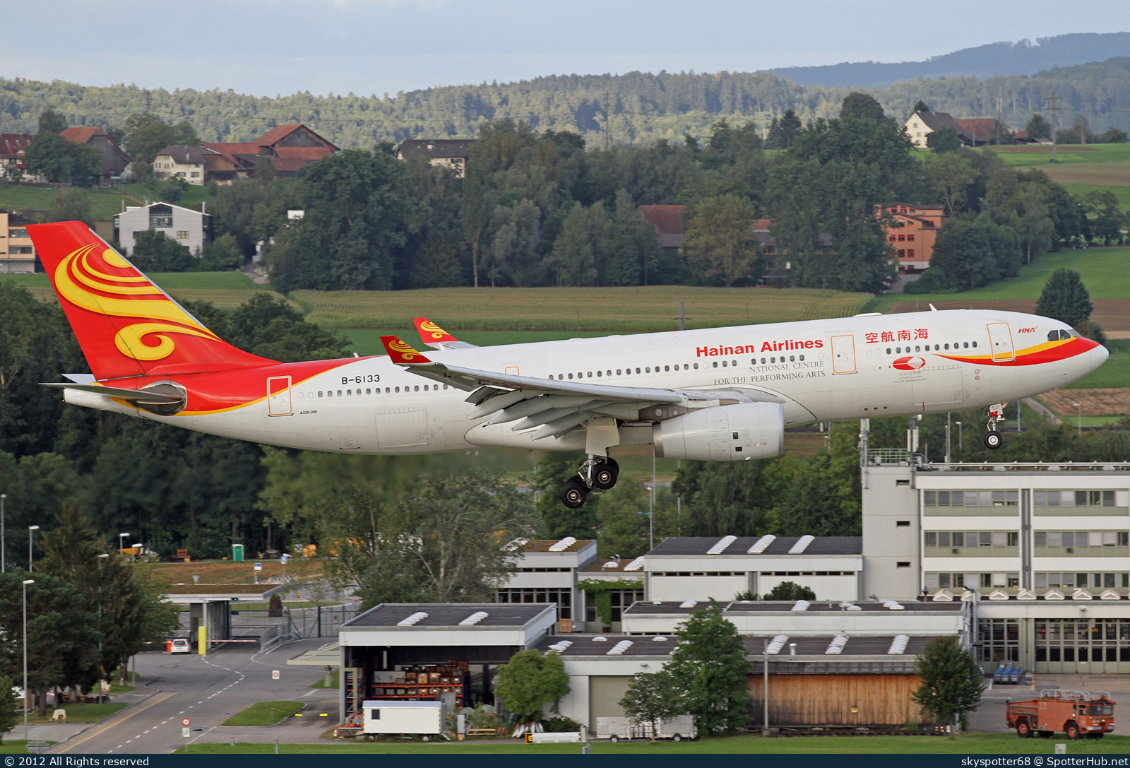 Photo of B-6133 - Airbus A330-243 operated by Hainan Airlines