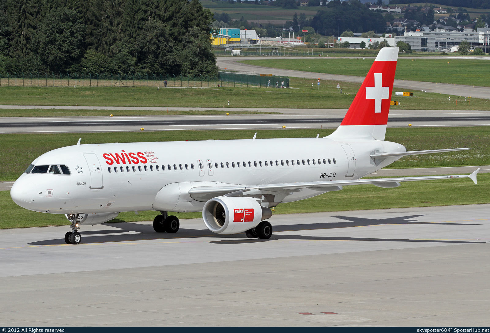 Photo of HB-JLQ - Airbus A320-214 operated by Swiss International Air Lines