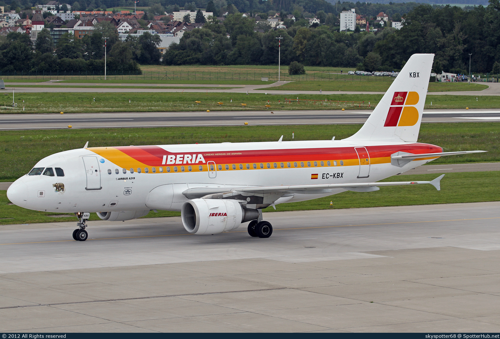 Photo of EC-KBX - Airbus A319-111 operated by Iberia