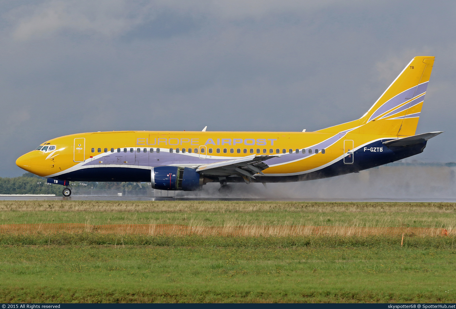 Photo of F-GZTB - Boeing 737-33V(QC) operated by Europe Airpost