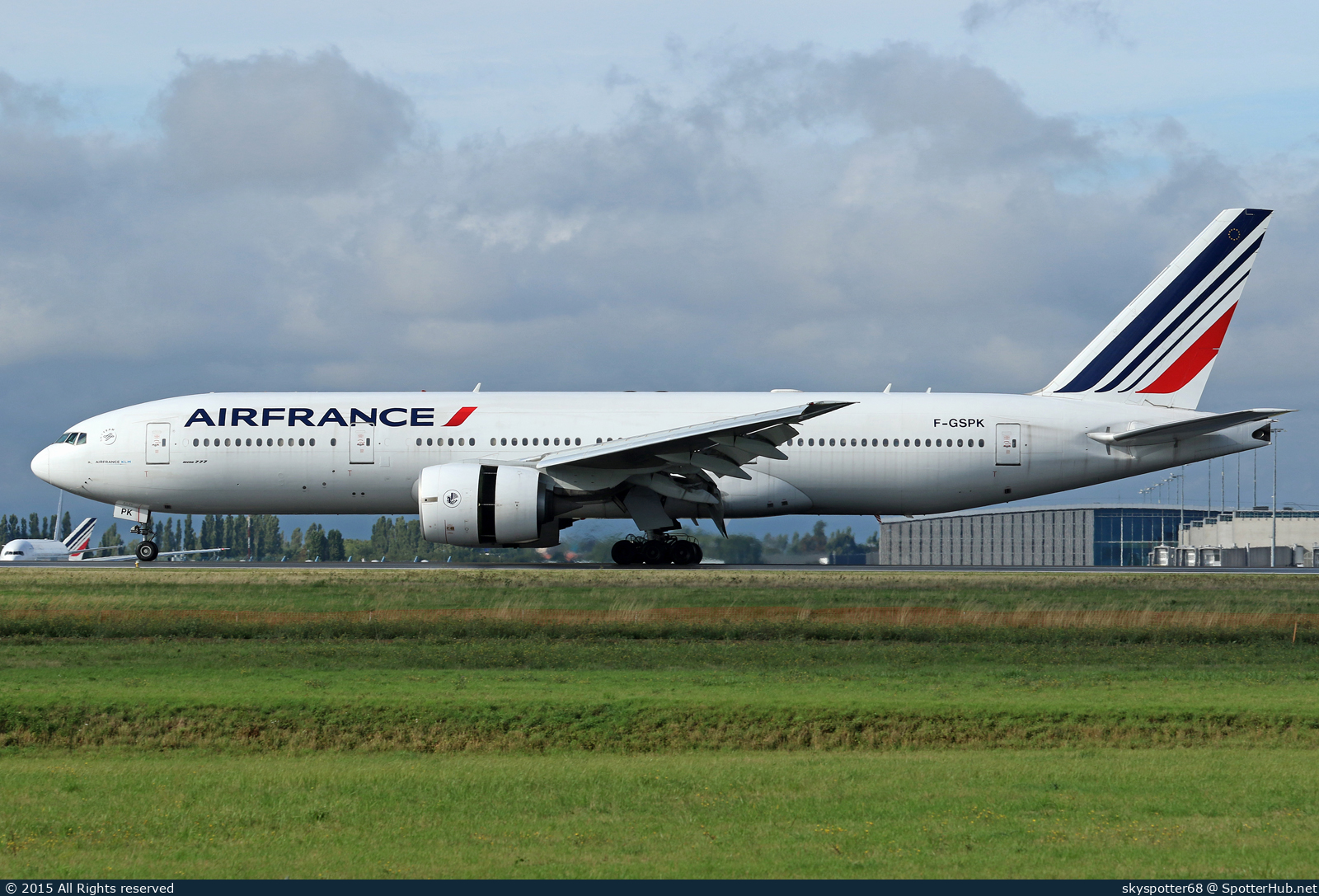 Photo of F-GSPK - Boeing 777-228(ER) operated by Air France