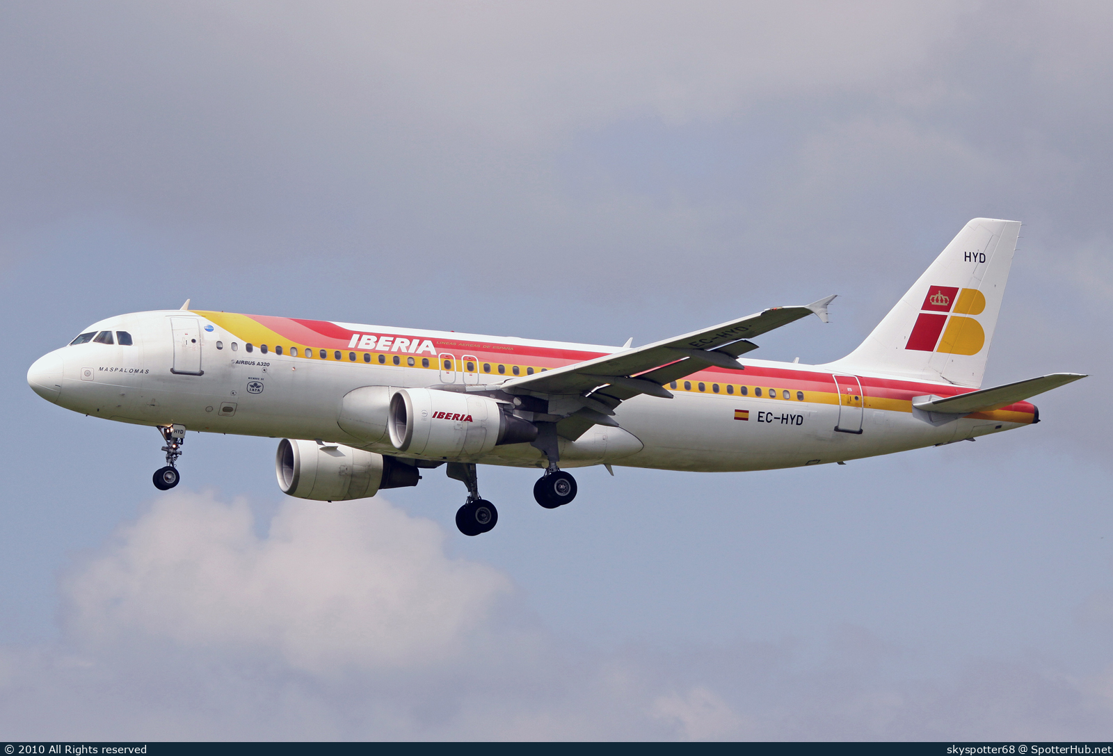 Photo of EC-HYD - Airbus A320-214 operated by Iberia