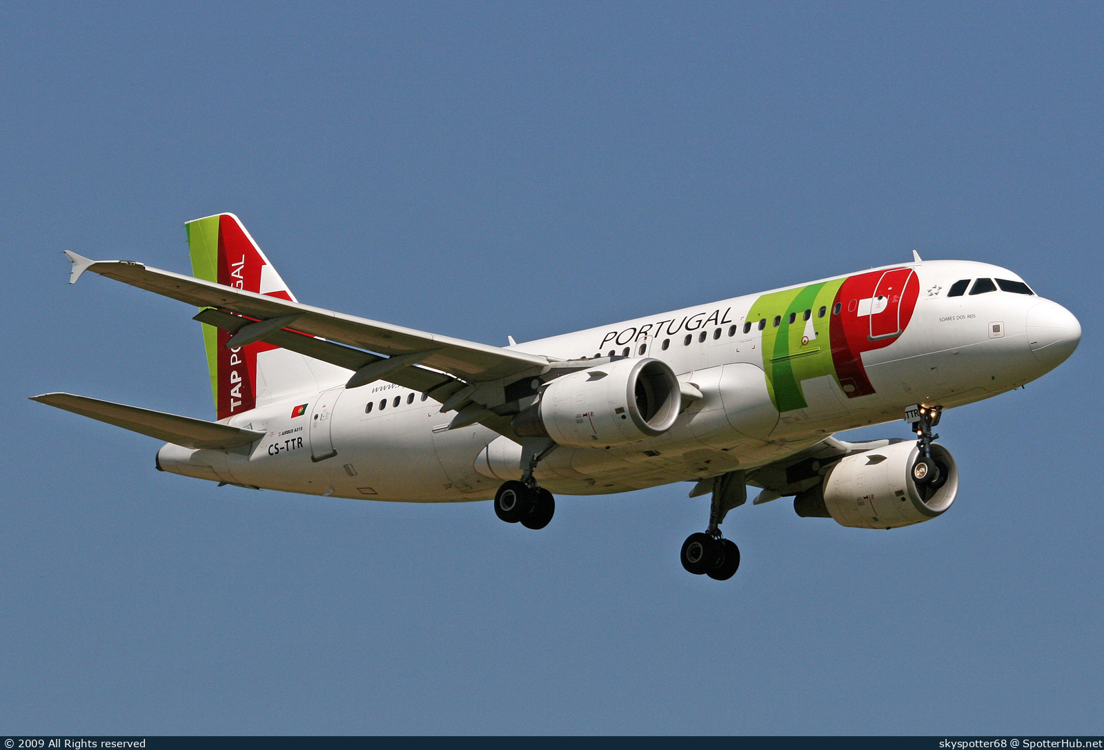 Photo of CS-TTR - Airbus A319-112 operated by TAP Air Portugal