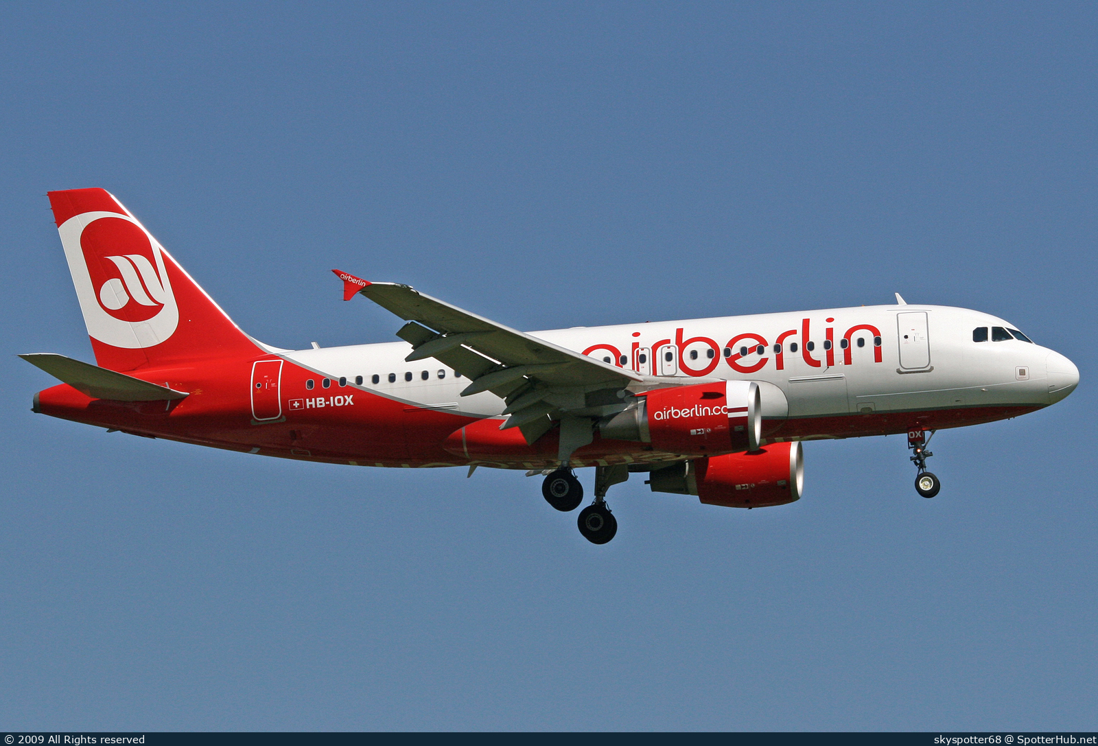 Photo of HB-IOX - Airbus A319-112 operated by Air Berlin (opb Belair Airlines)