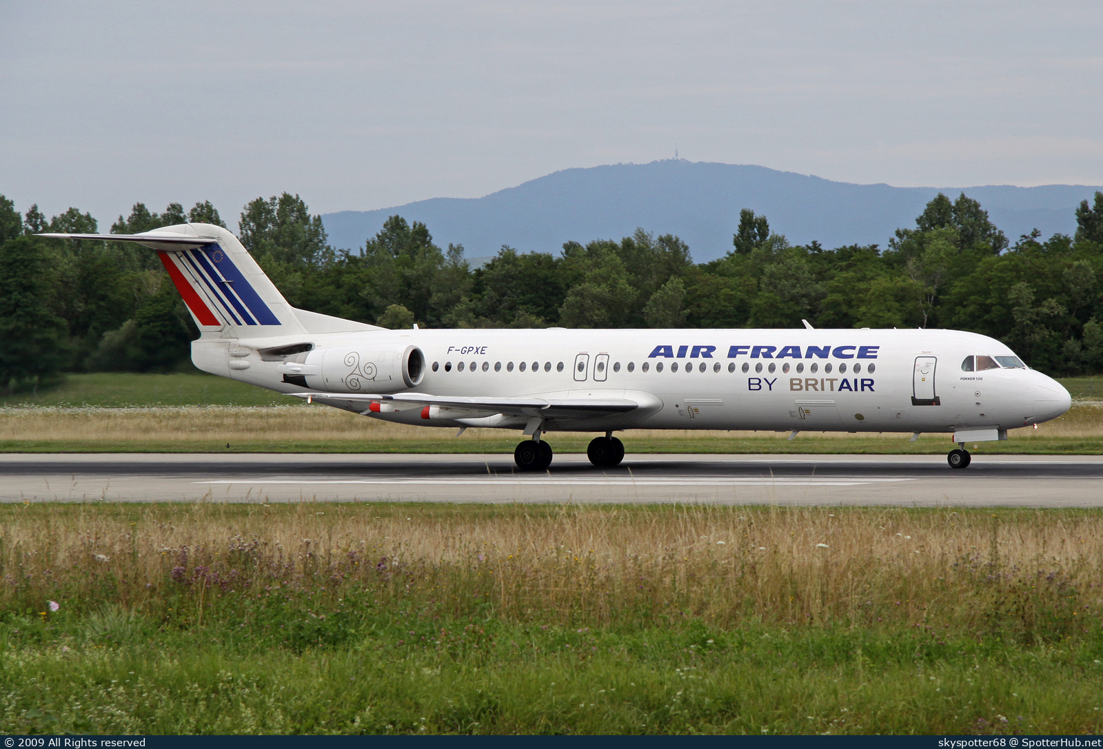 Photo of F-GPXE - Fokker 100 operated by Air France (opb Brit Air)