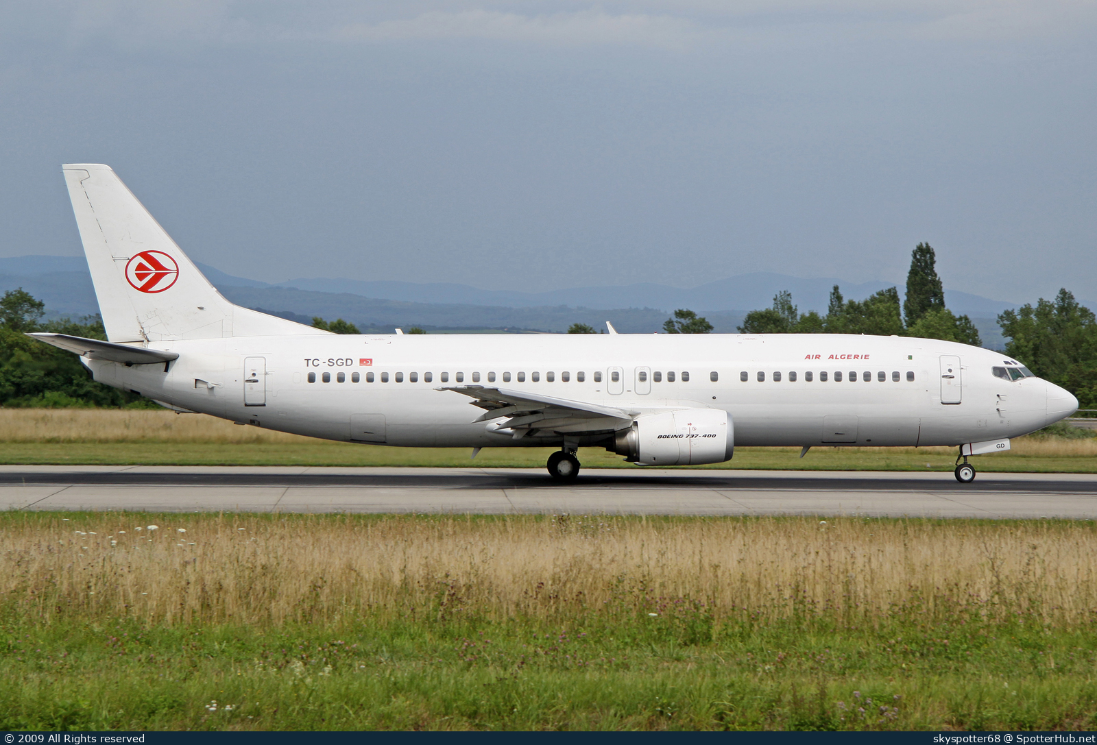 Photo of TC-SGD - Boeing 737-48E operated by Air Algérie (opb Saga Airlines)