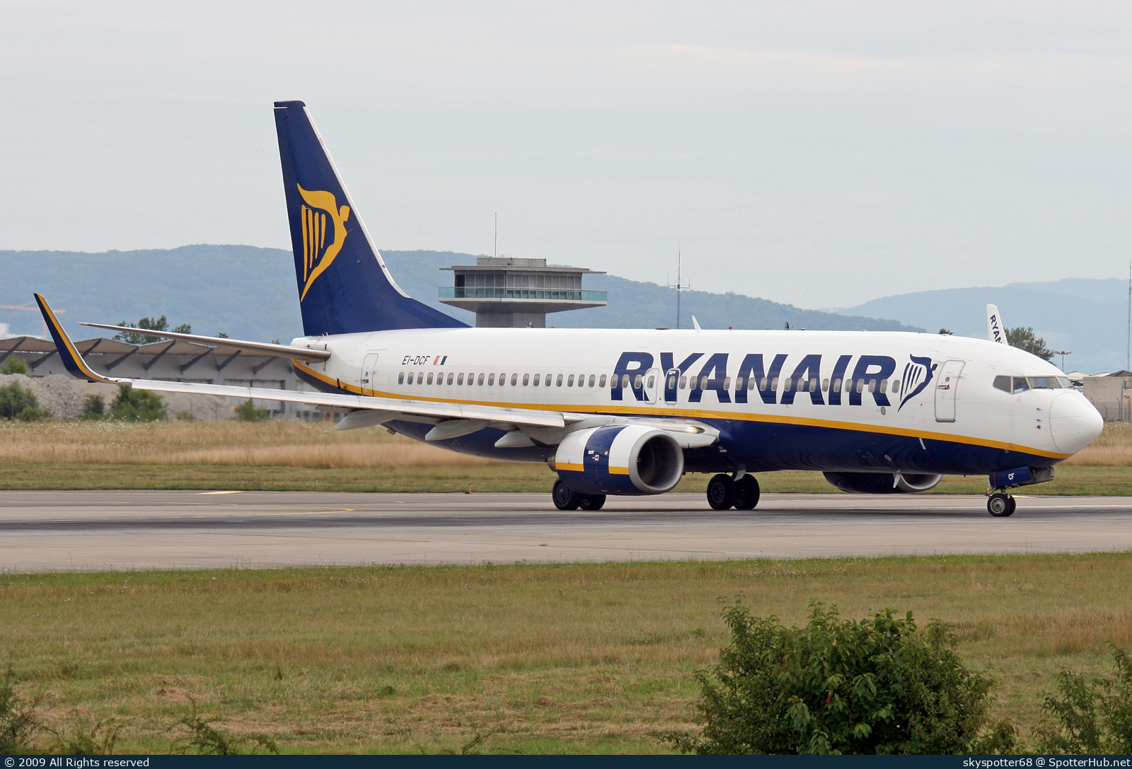 Photo of EI-DCF - Boeing 737-8AS operated by Ryanair
